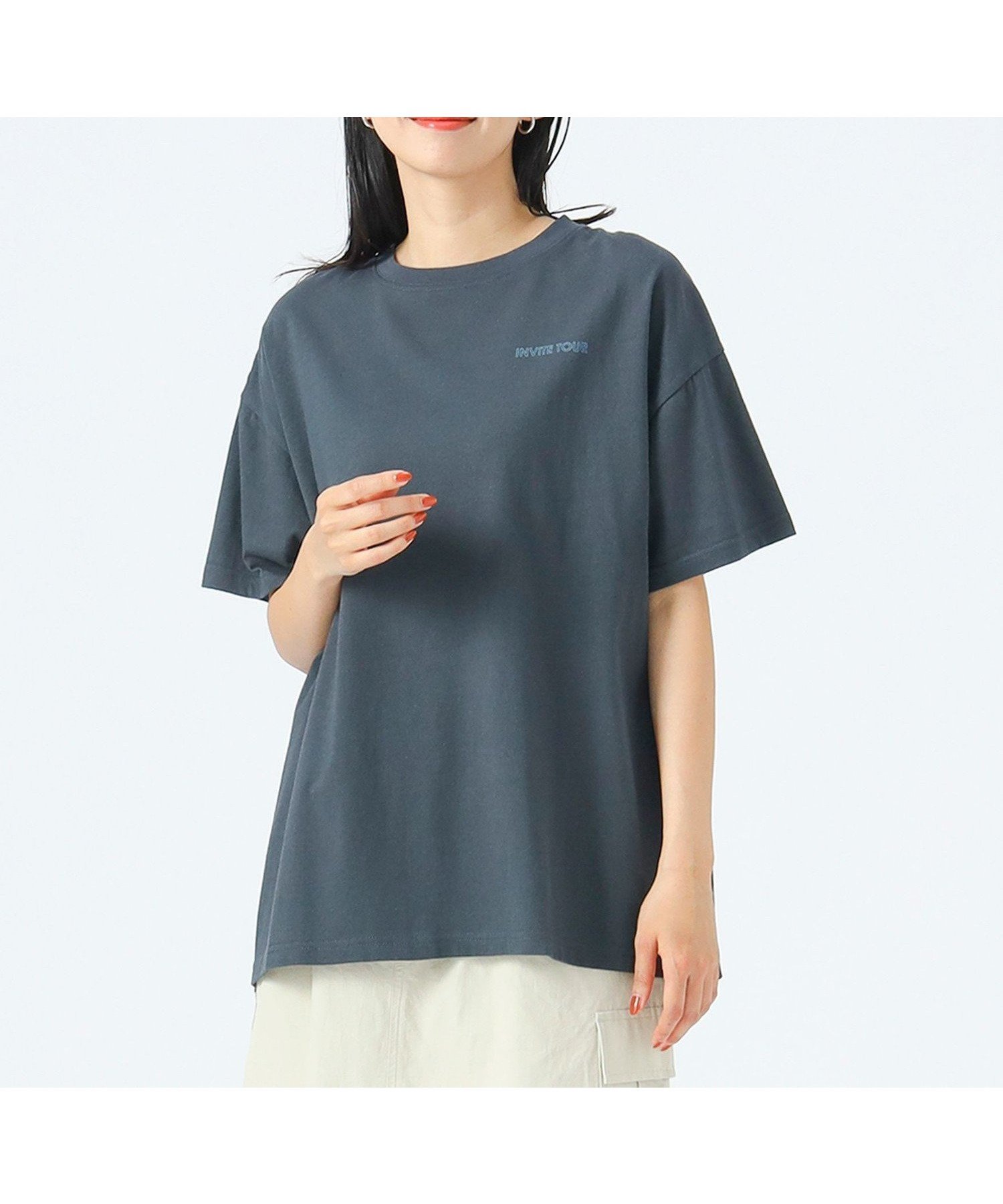 【ビームス ハート/BEAMS HEART】のバック カラフル ロゴ Tシャツ インテリア・キッズ・メンズ・レディースファッション・服の通販 founy(ファニー) 　ファッション　Fashion　レディースファッション　Fashion for Women　トップス・カットソー　Cut & Sew Tops　シャツ・ブラウス・オフィスカジュアル　Elegant Blouses & Button-Ups　ロングTシャツ・Tシャツ　Longline T-Shirts & Tees　バッグ　Bags　カラフル　Colorful Design　キャップ　Cap, Baseball Cap　シンプル　Simple, Minimal　スニーカー　Sneakers, Trainers　デニム　Denim, Jeans Material　トレンド　Trend, Trending Now　プリント　Print, Printed Pattern　リラックス　Relax, Relaxed Fit　ワンポイント　One Point, Statement Accent　CHARCOAL|ID: prp329100004659615 ipo3291000000033722238