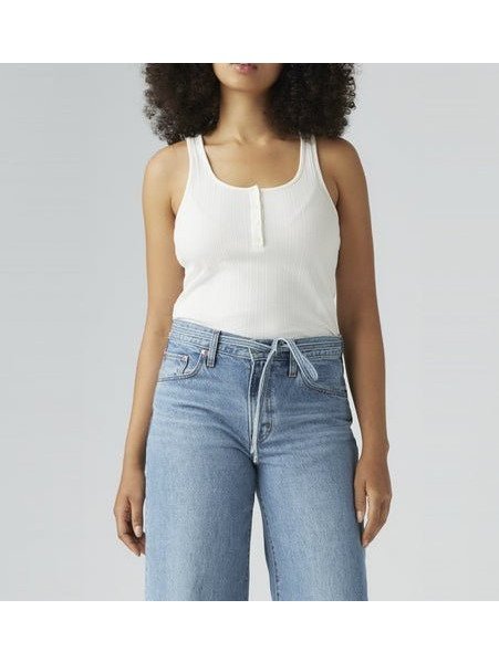 【リーバイス/Levis】のVACATION タンクトップ インテリア・キッズ・メンズ・レディースファッション・服の通販 founy(ファニー) https://founy.com/ ファッション Fashion レディースファッション Fashion for Women スリム Slim, Slim Fit タンク Tank Top, Sleeveless Top ハーフ Half, Half-Length フィット Fit, Slim Fit |ID: prp329100004660122 ipo3291000000033882151