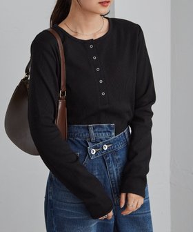 【ラナン/Ranan】のRanan/ヘンリーネックワッフルロンT 人気、トレンドファッション・服の通販 founy(ファニー) ファッション Fashion レディースファッション Fashion for Women トップス・カットソー Cut & Sew Tops ロングTシャツ・Tシャツ Longline T-Shirts & Tees カットソー Cut and Sewn Top シンプル Simple, Minimal スリーブ Sleeve, Long Sleeve / Short Sleeve タイトスカート Pencil Skirt, Tight Skirt トレンド Trend, Trending Now フィット Fit, Slim Fit フェミニン Feminine, Girly ベーシック Basic, Essential ボーダー Border, Stripe ポケット Pocket, Pocket Detail ロング Long, Long-Length 楽ちん Easy Fit, Comfortable ワッフル Waffle, Waffle Knit |ID:prp329100004660277