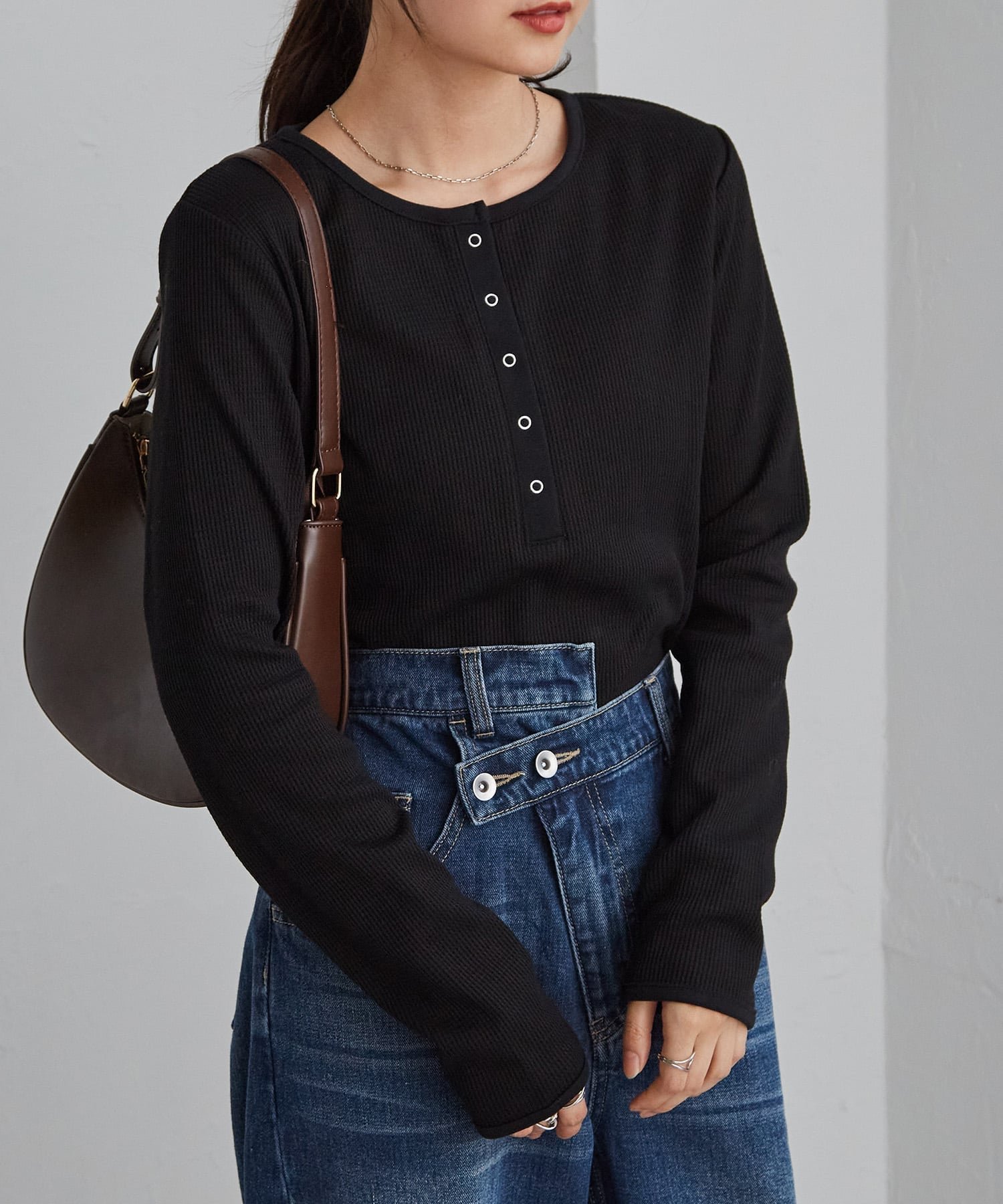 【ラナン/Ranan】のRanan/ヘンリーネックワッフルロンT インテリア・キッズ・メンズ・レディースファッション・服の通販 founy(ファニー) 　ファッション　Fashion　レディースファッション　Fashion for Women　トップス・カットソー　Cut & Sew Tops　ロングTシャツ・Tシャツ　Longline T-Shirts & Tees　カットソー　Cut and Sewn Top　シンプル　Simple, Minimal　スリーブ　Sleeve, Long Sleeve / Short Sleeve　タイトスカート　Pencil Skirt, Tight Skirt　トレンド　Trend, Trending Now　フィット　Fit, Slim Fit　フェミニン　Feminine, Girly　ベーシック　Basic, Essential　ボーダー　Border, Stripe　ポケット　Pocket, Pocket Detail　ロング　Long, Long-Length　楽ちん　Easy Fit, Comfortable　ワッフル　Waffle, Waffle Knit　BL|ID: prp329100004660277 ipo3291000000033975288