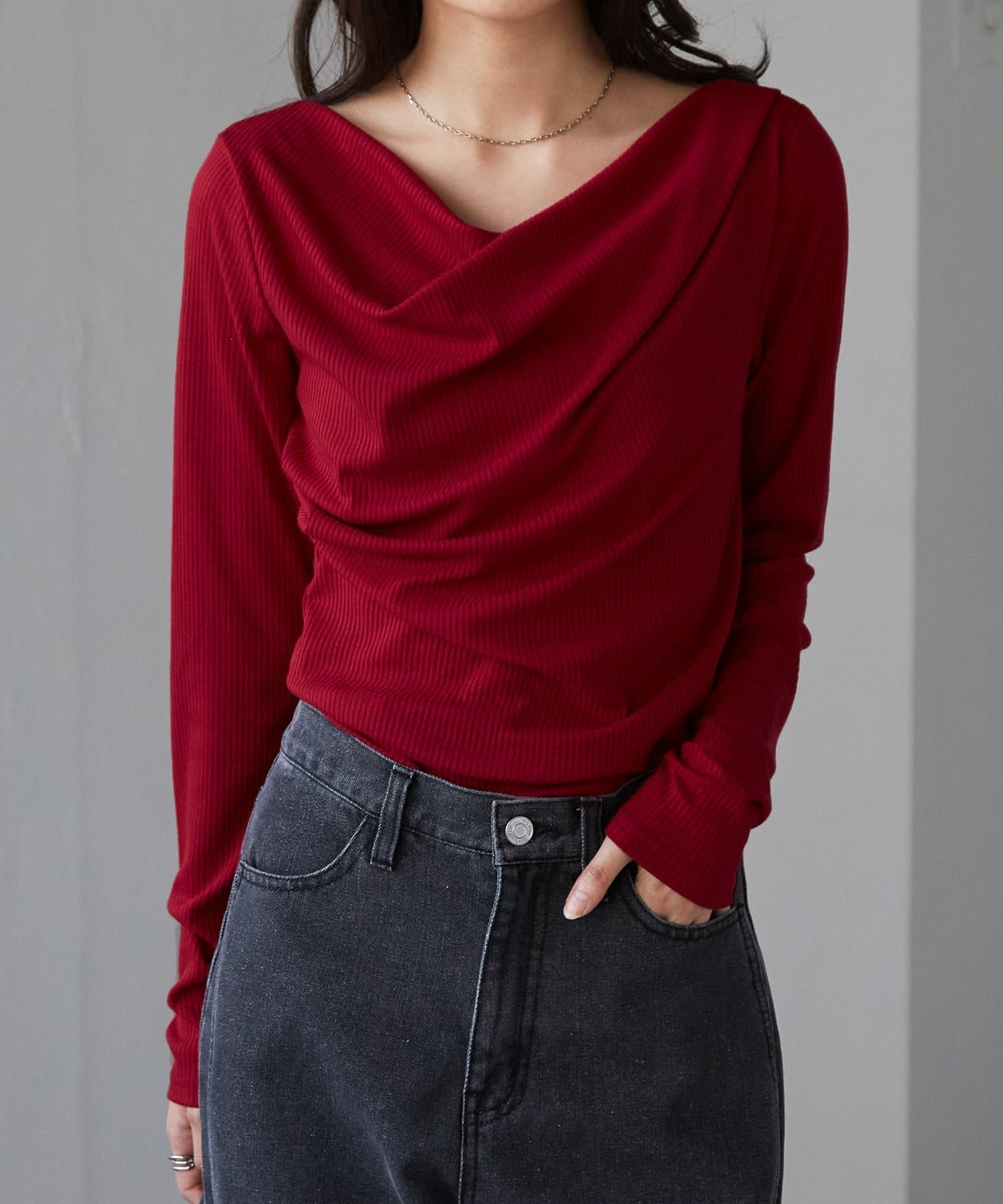 【ラナン/Ranan】のRanan/ドレープオフショルリブロンT インテリア・キッズ・メンズ・レディースファッション・服の通販 founy(ファニー) 　ファッション　Fashion　レディースファッション　Fashion for Women　トップス・カットソー　Cut & Sew Tops　ロングTシャツ・Tシャツ　Longline T-Shirts & Tees　カシュクール　Wrap Design　シンプル　Simple, Minimal　ジャケット　Jacket, Outerwear　タイトスカート　Pencil Skirt, Tight Skirt　デコルテ　Décolleté, Neckline　トレンド　Trend, Trending Now　ドレープ　Drape, Draping Fabric　フィット　Fit, Slim Fit　フェミニン　Feminine, Girly　ベーシック　Basic, Essential　ボーダー　Border, Stripe　ポケット　Pocket, Pocket Detail　エレガント 上品　Elegant　RE|ID: prp329100004660288 ipo3291000000033888466