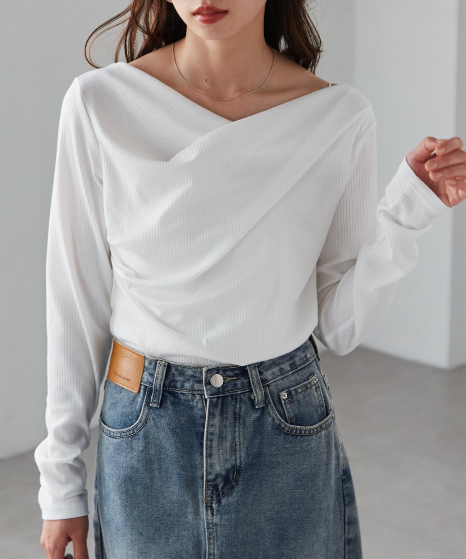 【ラナン/Ranan】のRanan/ドレープオフショルリブロンT インテリア・キッズ・メンズ・レディースファッション・服の通販 founy(ファニー) 　ファッション　Fashion　レディースファッション　Fashion for Women　トップス・カットソー　Cut & Sew Tops　ロングTシャツ・Tシャツ　Longline T-Shirts & Tees　カシュクール　Wrap Design　シンプル　Simple, Minimal　ジャケット　Jacket, Outerwear　タイトスカート　Pencil Skirt, Tight Skirt　デコルテ　Décolleté, Neckline　トレンド　Trend, Trending Now　ドレープ　Drape, Draping Fabric　フィット　Fit, Slim Fit　フェミニン　Feminine, Girly　ベーシック　Basic, Essential　ボーダー　Border, Stripe　ポケット　Pocket, Pocket Detail　エレガント 上品　Elegant　WH|ID: prp329100004660288 ipo3291000000033888467
