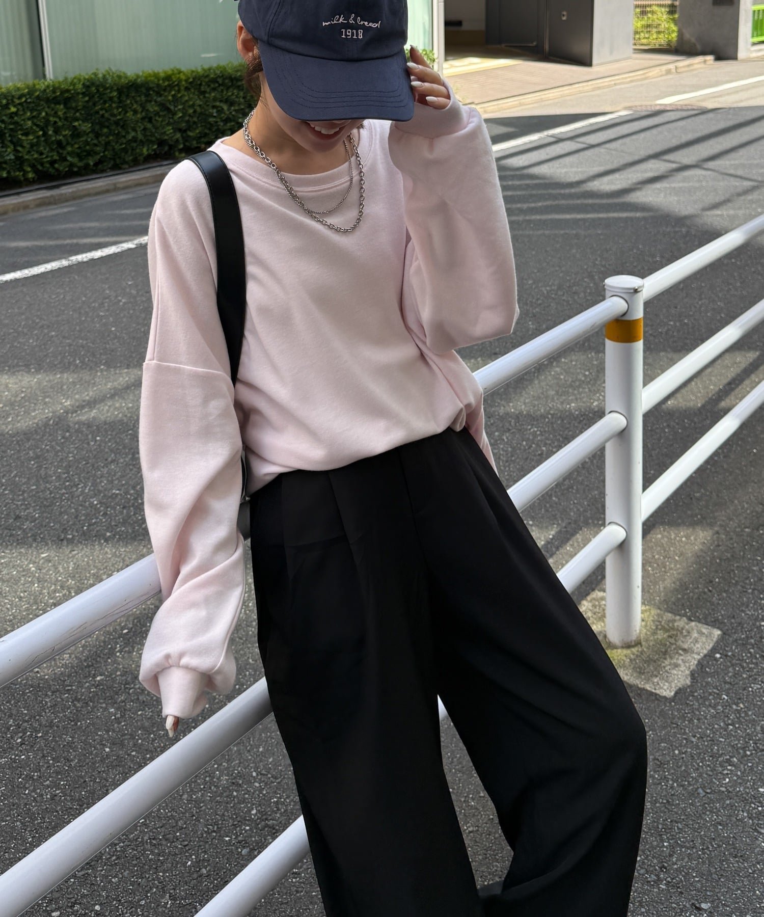 【ラナン/Ranan】のRanan/オーバーサイズスウェットT インテリア・キッズ・メンズ・レディースファッション・服の通販 founy(ファニー) 　ファッション　Fashion　レディースファッション　Fashion for Women　トップス・カットソー　Cut & Sew Tops　レディースパーカー・カジュアルフーディー　Casual Hoodies & Sweatshirts　スウェット・クルーネックトップス　Sweatshirts & Crewnecks / Relaxed Fit Sweat Tops　スウェット / スエット　Sweatshirt, Sweatwear　スラックス　Slacks, Dress Pants　スリット　Slit, Slit Detail　スリーブ　Sleeve, Long Sleeve / Short Sleeve　デニム　Denim, Jeans Material　なめらか　Smooth, Silky Texture　バランス　Balance, Style Balance　ビスチェ　Bustier, Corset Top　ボトム　Bottoms, Lower Wear　ポケット　Pocket, Pocket Detail　ロング　Long, Long-Length　PI|ID: prp329100004660291 ipo3291000000034190028
