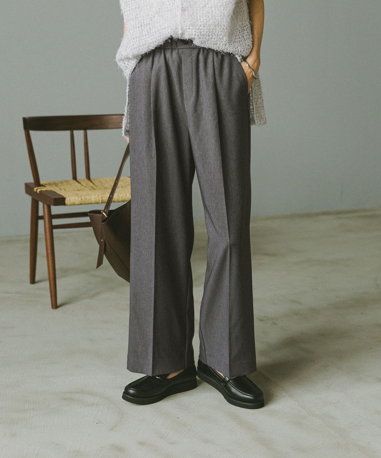 【グローバルワーク/GLOBAL WORK】の吉高由里子さん着用/スッキリイージーパンツ/571422 人気、トレンドファッション・服の通販 founy(ファニー) ファッション Fashion レディースファッション Fashion for Women パンツ Pants & Trousers おすすめ Recommended / Our Picks ジャケット Jacket, Outerwear スウェット / スエット Sweatshirt, Sweatwear ストレッチ Stretch, Stretchy Fabric ストレート Straight, Straight Cut センター Center, Center Line デニム Denim, Jeans Material フロント Front, Front Design 吸水 Absorbent, Quick-Dry other-1|ID: prp329100004661202 ipo3291000000033730268