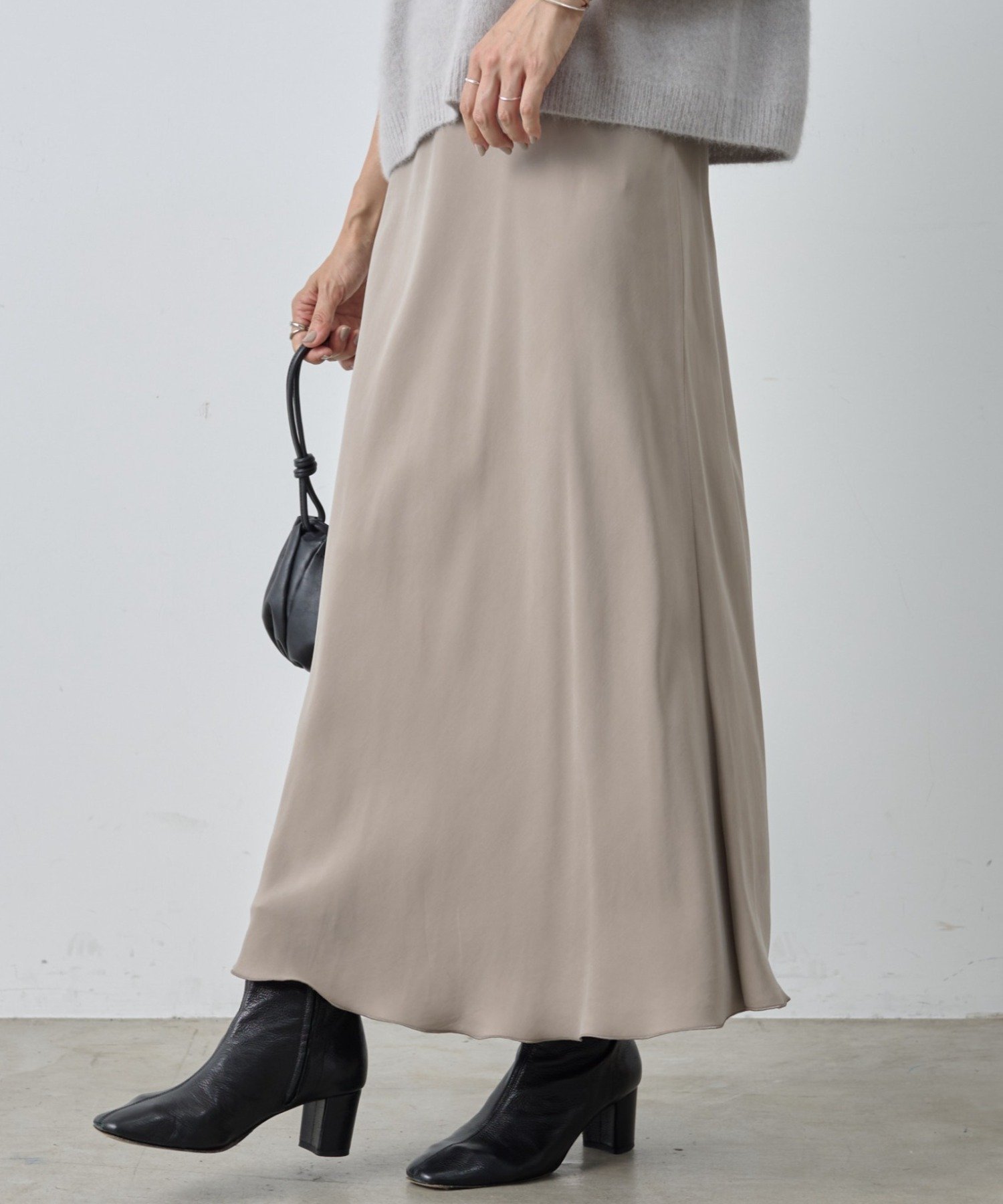 【ビアズリー/BEARDSLEY】のバックテールスカート インテリア・キッズ・メンズ・レディースファッション・服の通販 founy(ファニー) 　ファッション　Fashion　レディースファッション　Fashion for Women　スカート　Skirts　バッグ　Bags　アクセサリー　Fashion Accessories　ウォーター　Water　カットソー　Cut and Sewn Top　キュプラ　Cupro, Eco Fabric　ドレープ　Drape, Draping Fabric　ポケット　Pocket, Pocket Detail　リボン　Ribbon, Bow　再入荷　Restock / Back in Stock　おすすめ　Recommended / Our Picks　エレガント 上品　Elegant　ベージュ|ID: prp329100004661260 ipo3291000000035027456