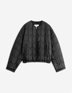 【メゾン キツネ/MAISON KITSUNE】のMaison Kitsune/QUILTED JACKET 人気、トレンドファッション・服の通販 founy(ファニー) ファッション Fashion レディースファッション Fashion for Women アウター Coat / Outerwear Collection レディースジャケット・軽アウター Jackets 冬 Winter / This Winter シリコン Silicone, Silicone Material ジップ Zip, Zipper パッチ Patch, Appliqué フィット Fit, Slim Fit リラックス Relax, Relaxed Fit A/W・秋冬 Autumn/Winter |ID:prp329100004661485