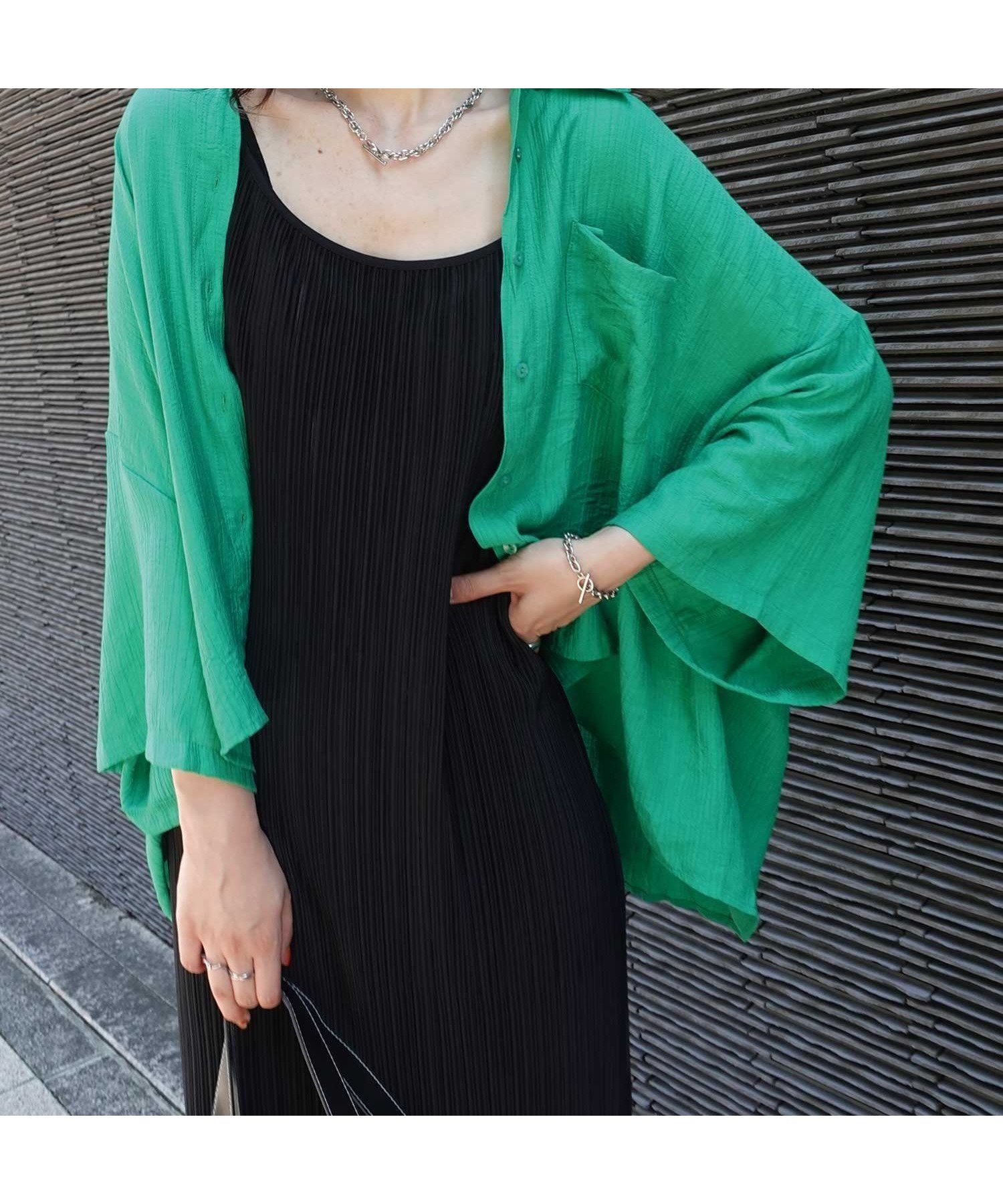 【コーナーズ/CORNERS】のビッグハーフスリーブシャツ インテリア・キッズ・メンズ・レディースファッション・服の通販 founy(ファニー) 　ファッション　Fashion　レディースファッション　Fashion for Women　トップス・カットソー　Cut & Sew Tops　シャツ・ブラウス・オフィスカジュアル　Elegant Blouses & Button-Ups　ストライプ　Stripe, Striped Pattern　ブロード　Broadcloth, Fine Cotton　ルーズ　Loose, Oversized　ワッシャー　Washer, Crinkled Finish　無地　Plain, Solid Color　グリーン|ID: prp329100004661908 ipo3291000000033732731