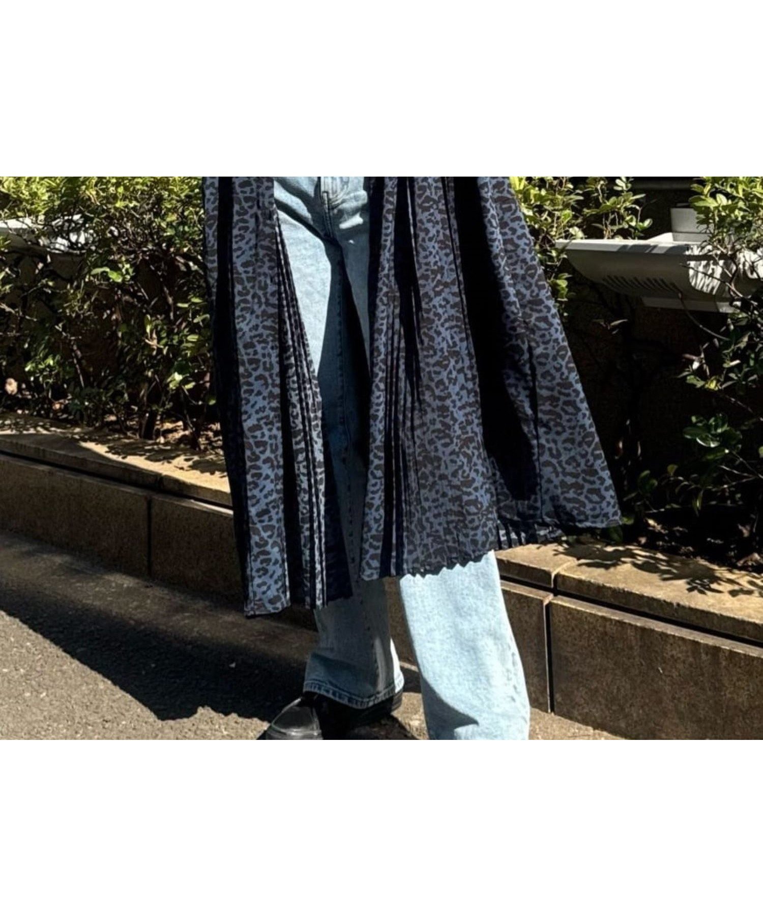 【イア パピヨネ/ear PAPILLONNER】の長袖斜めプリーツワンピース【SUM1 STYLE(スミ スタイル)】 インテリア・キッズ・メンズ・レディースファッション・服の通販 founy(ファニー) 　ファッション　Fashion　レディースファッション　Fashion for Women　ワンピース　Dresses　ウェーブ　Wavy Pattern　くるぶし　Ankle-Length　シンプル　Simple, Minimal　ジャケット　Jacket, Outerwear　長袖　Long Sleeve, Full Sleeve　プリーツ　Pleats, Pleated　ベスト　Vest, Waistcoat　ポケット　Pocket, Pocket Detail　羽織　Haori, Light Jacket　おすすめ　Recommended / Our Picks　ブルー|ID: prp329100004661935 ipo3291000000033828135