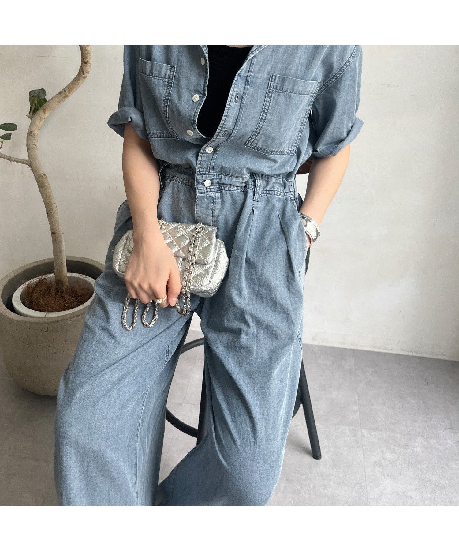 【ドゥドゥ/DouDou】のソフトタッチデニムオールインワン インテリア・キッズ・メンズ・レディースファッション・服の通販 founy(ファニー) 　ファッション　Fashion　レディースファッション　Fashion for Women　ワンピース　Dresses　オールインワン・ワンピース　Dresses and Jumpsuits　2025年　2025　2025春夏・S/S　Spring/Summer 2025 SS25　インナー　Innerwear　シンプル　Simple, Minimal　ストレート　Straight, Straight Cut　スーツ　Suit, Formalwear　デニム　Denim, Jeans Material　ルーズ　Loose, Oversized　ワイド　Wide, Wide Fit　再入荷　Restock / Back in Stock　夏　Summer　S/S・春夏　SS, Spring/Summer, Warm Season　ブルー|ID: prp329100004662063 ipo3291000000033733397