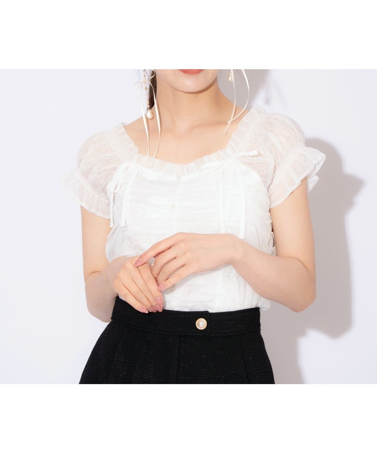 【ウィルセレクション/WILLSELECTION】のチュールギャザートップス インテリア・キッズ・メンズ・レディースファッション・服の通販 founy(ファニー) 　ファッション　Fashion　レディースファッション　Fashion for Women　トップス・カットソー　Cut & Sew Tops　カットソー　Cut and Sewn Top　ギャザー　Gathered, Ruffled　コンパクト　Compact, Small Size　チュール　Tulip, Tulip Motif　パール　Pearl, Pearl Accent　フリル　Frill, Ruffle　リボン　Ribbon, Bow　エレガント 上品　Elegant　オフ|ID: prp329100004662248 ipo3291000000033734113