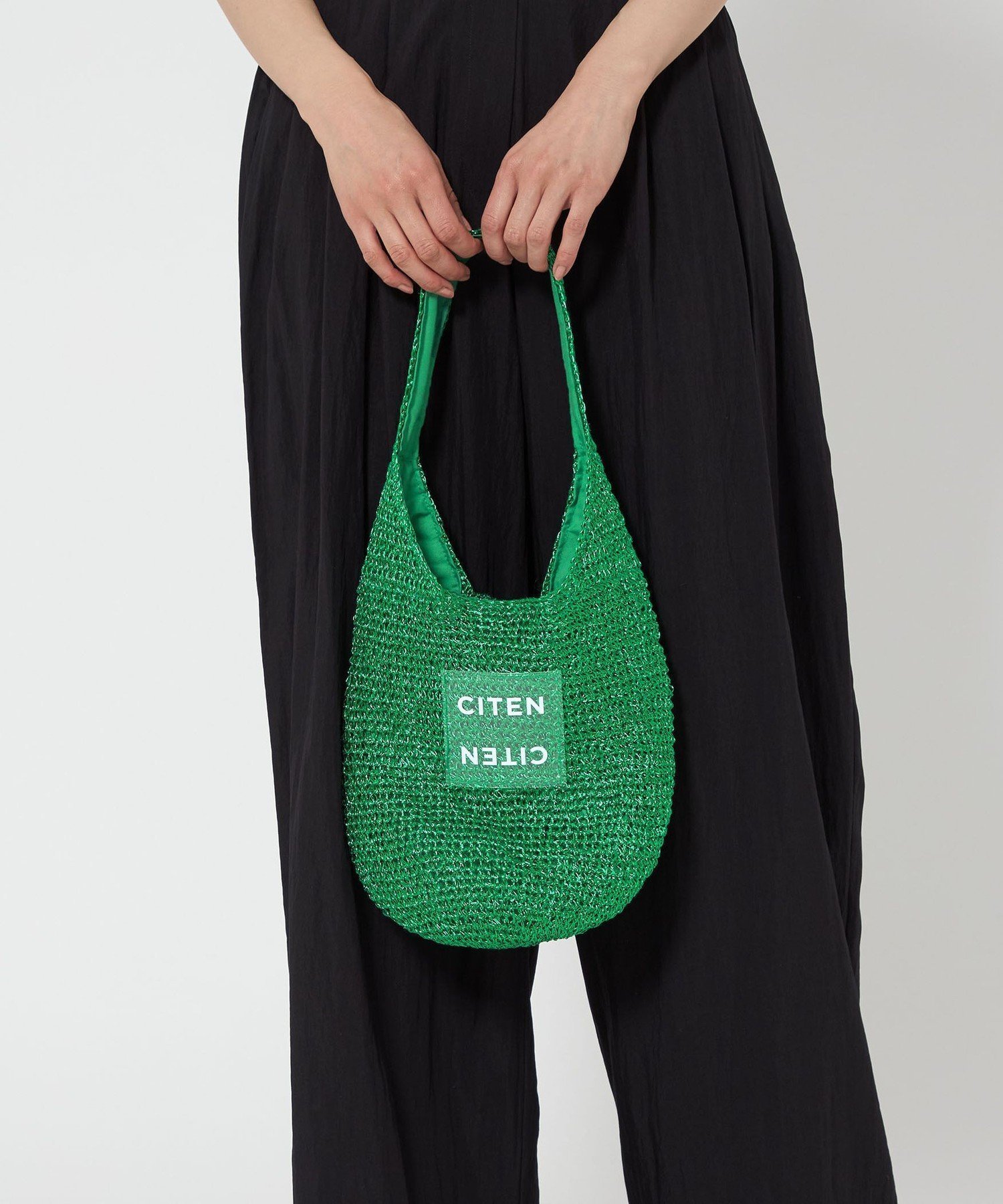 【シテン/CITEN】の【+20%ポイントバック】ラメコードクリアロゴワンショルダー インテリア・キッズ・メンズ・レディースファッション・服の通販 founy(ファニー) 　ファッション　Fashion　レディースファッション　Fashion for Women　バッグ　Bags　フィット　Fit, Slim Fit　フォルム　Silhouette, Form　フロント　Front, Front Design　ポケット　Pocket, Pocket Detail　夏　Summer　KELLY|ID: prp329100004662391 ipo3291000000033837418