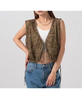 【ベイフロー/BAYFLOW】の秋口まで着られる モールレースベスト 人気、トレンドファッション・服の通販 founy(ファニー) ファッション Fashion レディースファッション Fashion for Women アウター Coat / Outerwear Collection トップス・カットソー Cut & Sew Tops ベスト&ジレ / 重ね着スタイル Vests & Gilets おすすめ Recommended / Our Picks キャミソール Camisole, Spaghetti Strap Top タンク Tank Top, Sleeveless Top チュール Tulip, Tulip Motif フロント Front, Front Design ベスト Vest, Waistcoat リボン Ribbon, Bow レース Lace, Lace Fabric 秋 Autumn |ID:prp329100004662660
