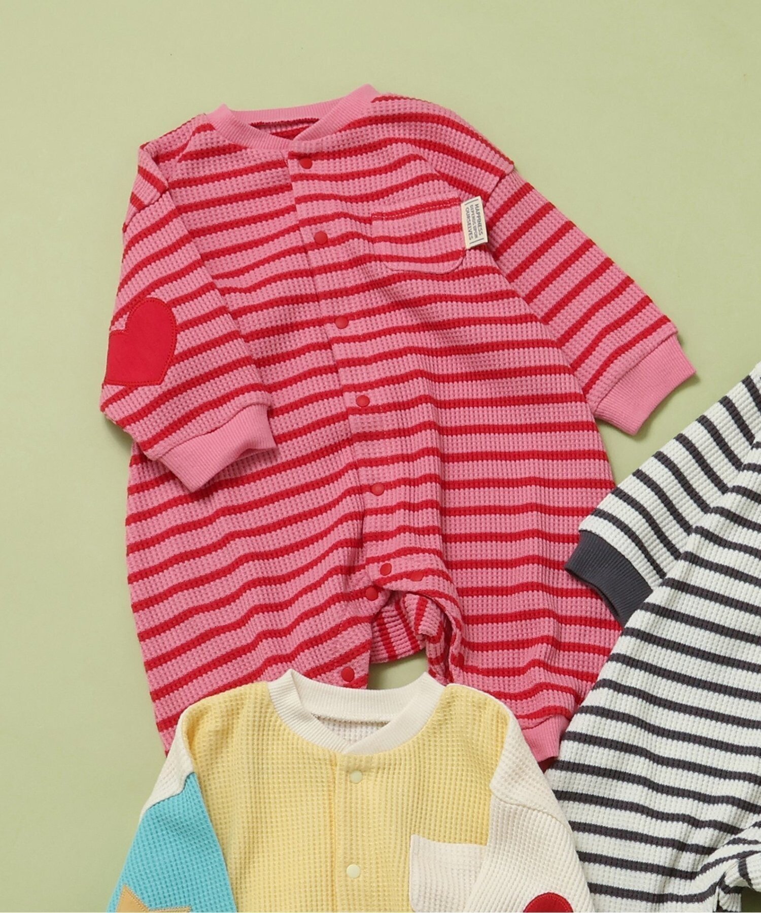 【エフオー オンラインストア/F.O.Online Store / KIDS】の【リンク】いろいろパッチワッフルカバーオール インテリア・キッズ・メンズ・レディースファッション・服の通販 founy(ファニー) 　ファッション　Fashion　キッズファッション　Fashion for Kids　おすすめ　Recommended / Our Picks　ギフト プレゼント　Gift / Present　ロンパース　Romper, Jumpsuit　人気　Popular, Best Seller　ピンク|ID: prp329100004662887 ipo3291000000034122794