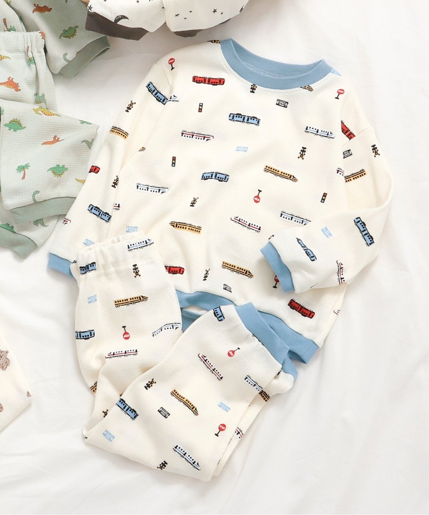 【エフオー オンラインストア/F.O.Online Store / KIDS】のBOYSバラエティワッフルパジャマ インテリア・キッズ・メンズ・レディースファッション・服の通販 founy(ファニー) 　ファッション　Fashion　キッズファッション　Fashion for Kids　お家時間・ステイホーム　Stay Home / At Home　パジャマ　Pajamas, Sleepwear　オフホワイト|ID: prp329100004662905 ipo3291000000034044568