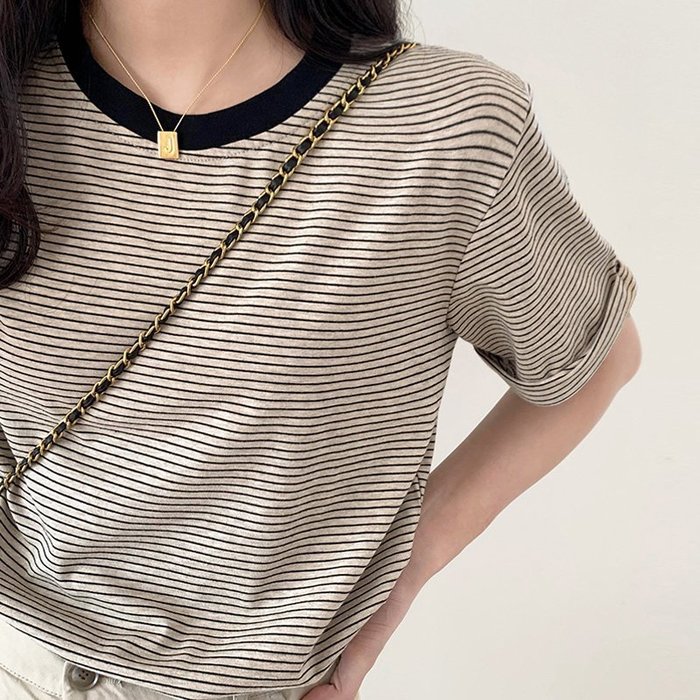 【ココモモ/COCOMOMO】のTシャツ ボーダートップス カットソーレディース 半袖 クルーネック インテリア・キッズ・メンズ・レディースファッション・服の通販 founy(ファニー) https://founy.com/ ファッション Fashion レディースファッション Fashion for Women トップス・カットソー Cut & Sew Tops シャツ・ブラウス・オフィスカジュアル Elegant Blouses & Button-Ups ロングTシャツ・Tシャツ Longline T-Shirts & Tees カットソー・ベーシックTシャツ Cut-and-Sewn Tops / Stretch Tees & Basics ボーダー Border, Stripe ロールアップ Roll-Up, Cuffed Hem 半袖 Short Sleeve, Half Sleeve |ID: prp329100004663018 ipo3291000000033833578