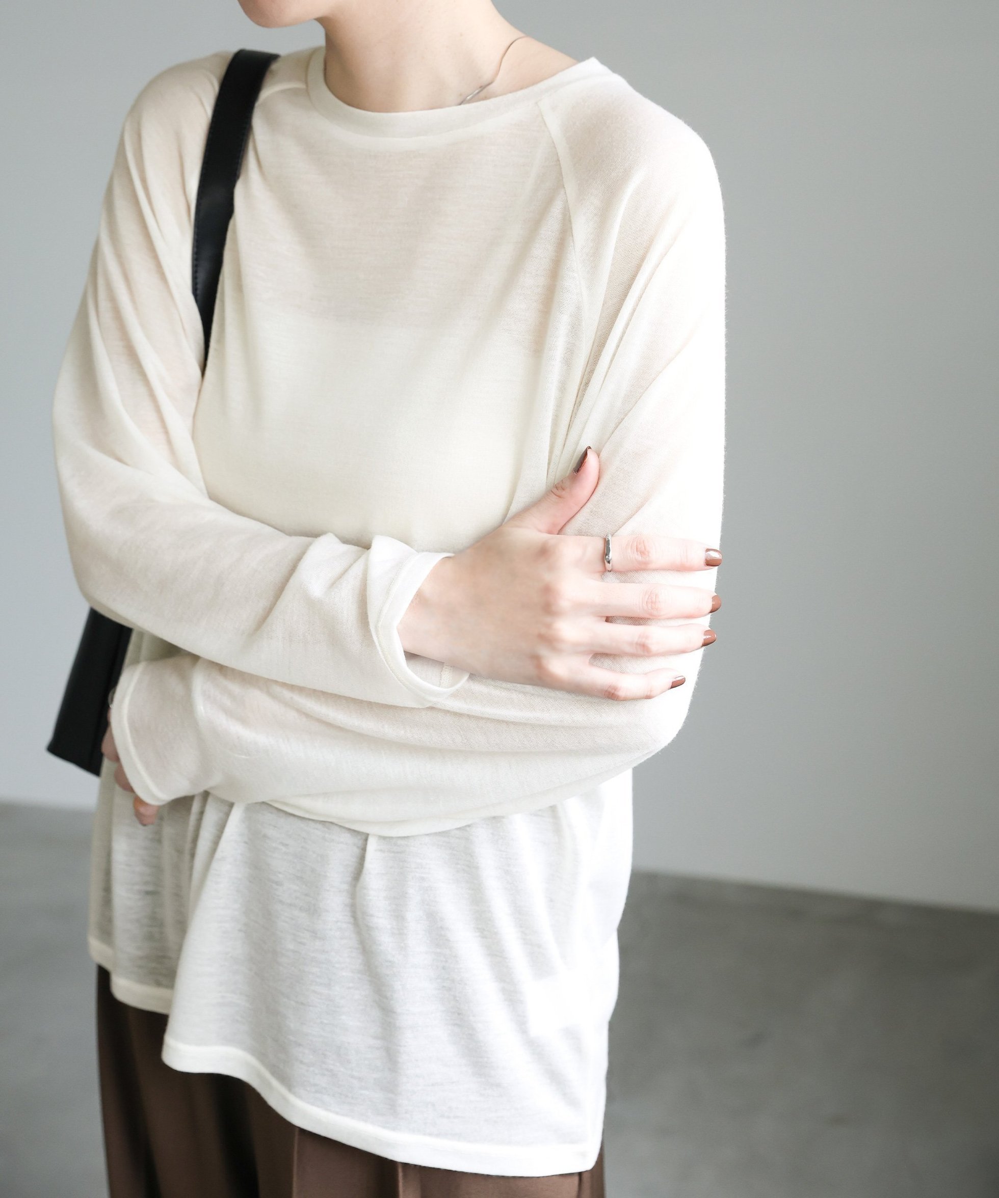 【セレクトモカ/SELECT MOCA】のシアーラグランロングスリーブTシャツ インテリア・キッズ・メンズ・レディースファッション・服の通販 founy(ファニー) 　ファッション　Fashion　レディースファッション　Fashion for Women　トップス・カットソー　Cut & Sew Tops　シャツ・ブラウス・オフィスカジュアル　Elegant Blouses & Button-Ups　ロングTシャツ・Tシャツ　Longline T-Shirts & Tees　おすすめ　Recommended / Our Picks　シアー　Sheer, See-Through　ストレッチ　Stretch, Stretchy Fabric　スリーブ　Sleeve, Long Sleeve / Short Sleeve　デニム　Denim, Jeans Material　ワイド　Wide, Wide Fit　夏　Summer　オフホワイト-110|ID: prp329100004664525 ipo3291000000033742846