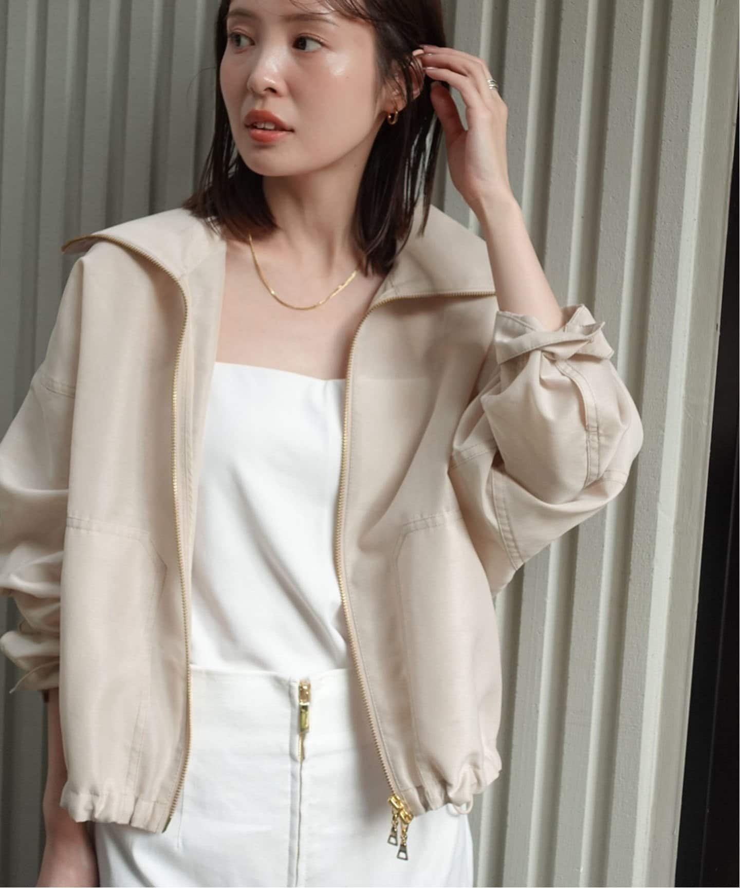 【ノーブル / スピック&スパン/NOBLE / Spick & Span】のミルキーシアースタンドカラーパーカーブルゾン 人気、トレンドファッション・服の通販 founy(ファニー) 　ファッション　Fashion　レディースファッション　Fashion for Women　アウター　Coat / Outerwear Collection　ブルゾンジャケット・スポーティアウター　Blouson Jackets　トップス・カットソー　Cut & Sew Tops　レディースパーカー・カジュアルフーディー　Casual Hoodies & Sweatshirts　エアリー　Airy Texture　コンパクト　Compact, Small Size　ショート　Short, Short Length　ジップ　Zip, Zipper　スタンド　Stand Collar, Upright Stand　ブライト　Bright, Shiny　人気　Popular, Best Seller　夏　Summer　 other-1|ID: prp329100004665734 ipo3291000000033897927
