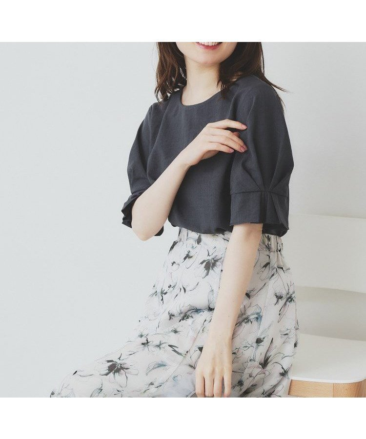【インデックス/INDEX】の《8色展開/XS-LLサイズ》タックパフスリーブブラウス【洗濯機洗い可/吸水速乾/防シワ/抗ピル】 インテリア・キッズ・メンズ・レディースファッション・服の通販 founy(ファニー) 　ファッション　Fashion　レディースファッション　Fashion for Women　トップス・カットソー　Cut & Sew Tops　シャツ・ブラウス・オフィスカジュアル　Elegant Blouses & Button-Ups　コンシャス　Conscious, Bodycon　コンパクト　Compact, Small Size　吸水　Absorbent, Quick-Dry　ジャケット　Jacket, Outerwear　定番　Standard, Basic Item　人気　Popular, Best Seller　バランス　Balance, Style Balance　チャコールグレー|ID: prp329100004665815 ipo3291000000033796997