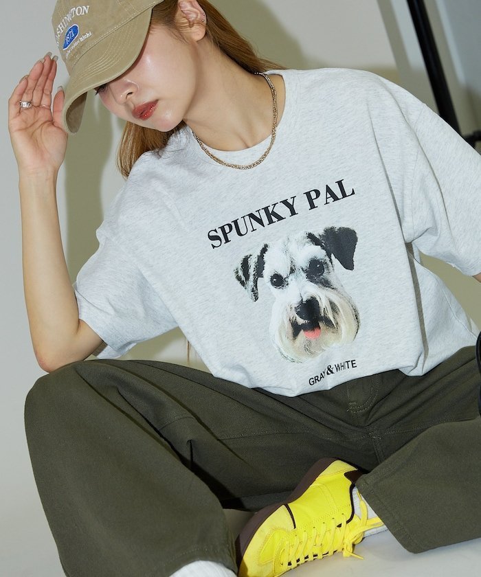 【フリークスストア/FREAK'S STORE】のドッグ プリント Tシャツ 限定展開 25SS インテリア・キッズ・メンズ・レディースファッション・服の通販 founy(ファニー) 　ファッション　Fashion　レディースファッション　Fashion for Women　トップス・カットソー　Cut & Sew Tops　シャツ・ブラウス・オフィスカジュアル　Elegant Blouses & Button-Ups　ロングTシャツ・Tシャツ　Longline T-Shirts & Tees　2025年　2025　2025春夏・S/S　Spring/Summer 2025 SS25　おすすめ　Recommended / Our Picks　キャップ　Cap, Baseball Cap　スウェット / スエット　Sweatshirt, Sweatwear　チェック　Check, Plaid, Tartan　デニム　Denim, Jeans Material　プリント　Print, Printed Pattern　ワーク　Workwear, Utility Style　夏　Summer　定番　Standard, Basic Item　S/S・春夏　SS, Spring/Summer, Warm Season　犬　Dog　グレー|ID: prp329100004666110 ipo3291000000033749383