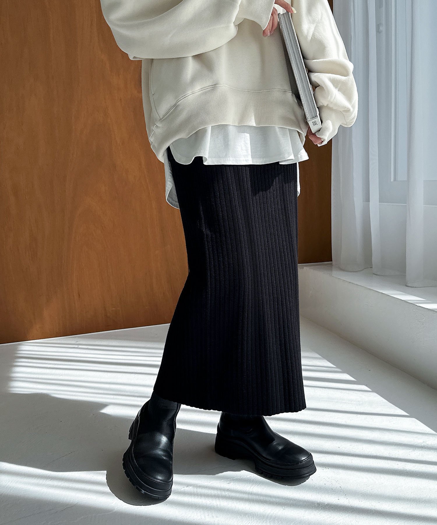 【アンドミー/andme】のリブ ニット ロング タイト スカート インテリア・キッズ・メンズ・レディースファッション・服の通販 founy(ファニー) 　ファッション　Fashion　レディースファッション　Fashion for Women　スカート　Skirts　インナー　Innerwear　ショーツ　Shorts, Short Pants　ストレッチ　Stretch, Stretchy Fabric　ボトム　Bottoms, Lower Wear　ポケット　Pocket, Pocket Detail　リラックス　Relax, Relaxed Fit　ロング　Long, Long-Length　ブラック|ID: prp329100004666139 ipo3291000000033999171