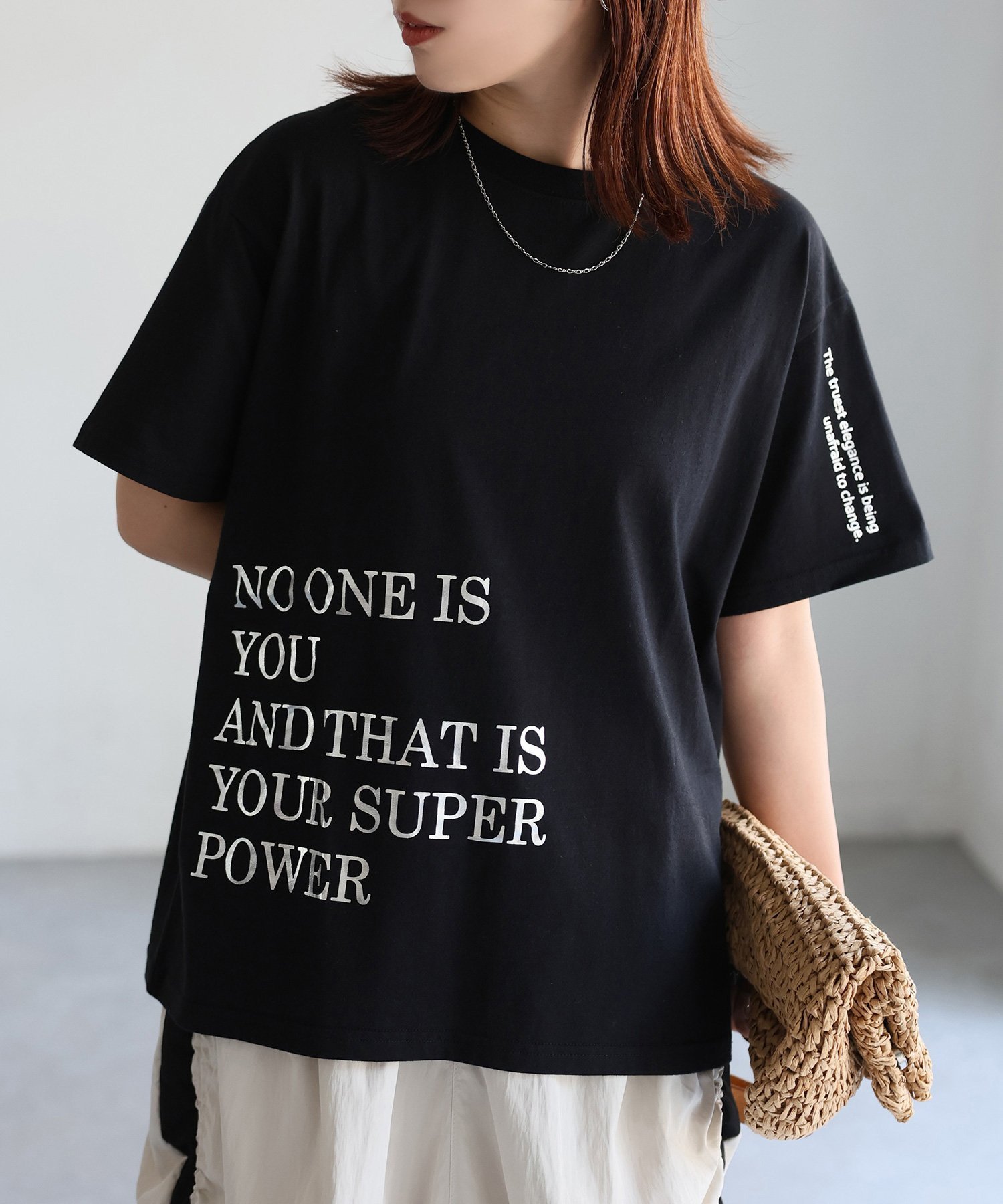 【リベリー/Riberry】の袖ロゴ半袖Tシャツ インテリア・キッズ・メンズ・レディースファッション・服の通販 founy(ファニー) 　ファッション　Fashion　レディースファッション　Fashion for Women　トップス・カットソー　Cut & Sew Tops　シャツ・ブラウス・オフィスカジュアル　Elegant Blouses & Button-Ups　ロングTシャツ・Tシャツ　Longline T-Shirts & Tees　インナー　Innerwear　カーゴパンツ　Cargo Pants, Utility Pants　カーディガン　Cardigan, Knitwear　キャミワンピース　Cami Dress, Slip Dress　シンプル　Simple, Minimal　チュニック　Tunic, Long Top　ティアードスカート　Tiered Skirt, Flounced Skirt　デニム　Denim, Jeans Material　トレンド　Trend, Trending Now　フロント　Front, Front Design　プリント　Print, Printed Pattern　半袖　Short Sleeve, Half Sleeve　レギュラー　Regular, Standard Fit　ロング　Long, Long-Length　おすすめ　Recommended / Our Picks　夏　Summer　ブラック×シルバー|ID: prp329100004666168 ipo3291000000033749627