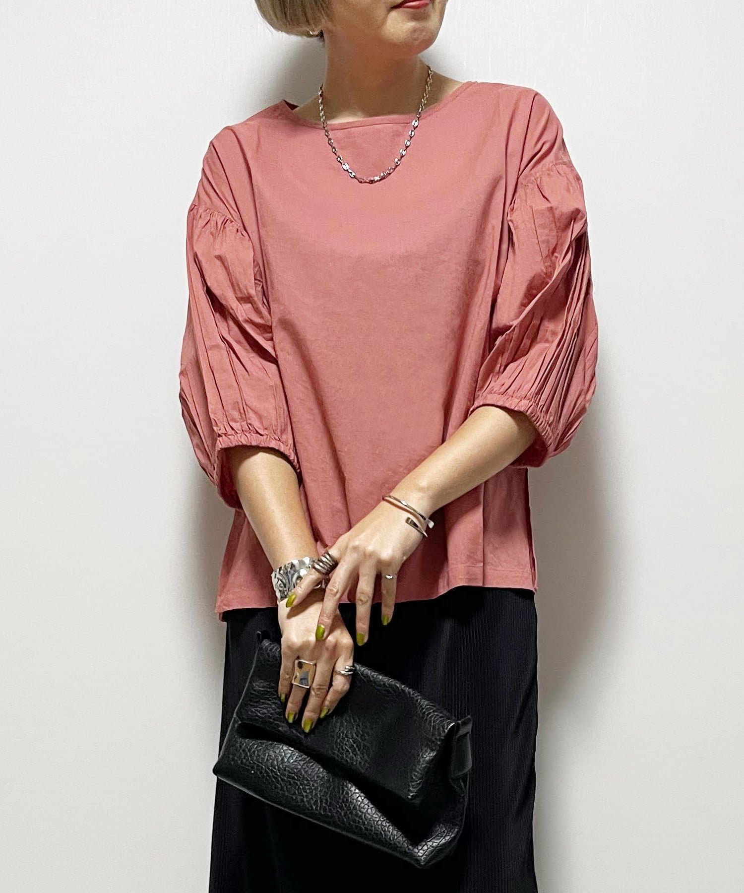 【リラクロ/relaclo】のmitis/コットンキャンブリック ボリューム袖プルオーバー 人気、トレンドファッション・服の通販 founy(ファニー) 　ファッション　Fashion　レディースファッション　Fashion for Women　トップス・カットソー　Cut & Sew Tops　カジュアルプルオーバー・ニットトップス　Pullovers & Knit Tops / Casual Pullovers　シンプル　Simple, Minimal　スカーフ　Scarf, Neckwear　スリーブ　Sleeve, Long Sleeve / Short Sleeve　ネックレス　Necklace, Pendant Necklace　フロント　Front, Front Design　ベーシック　Basic, Essential　 other-1|ID: prp329100004666252 ipo3291000000033749930
