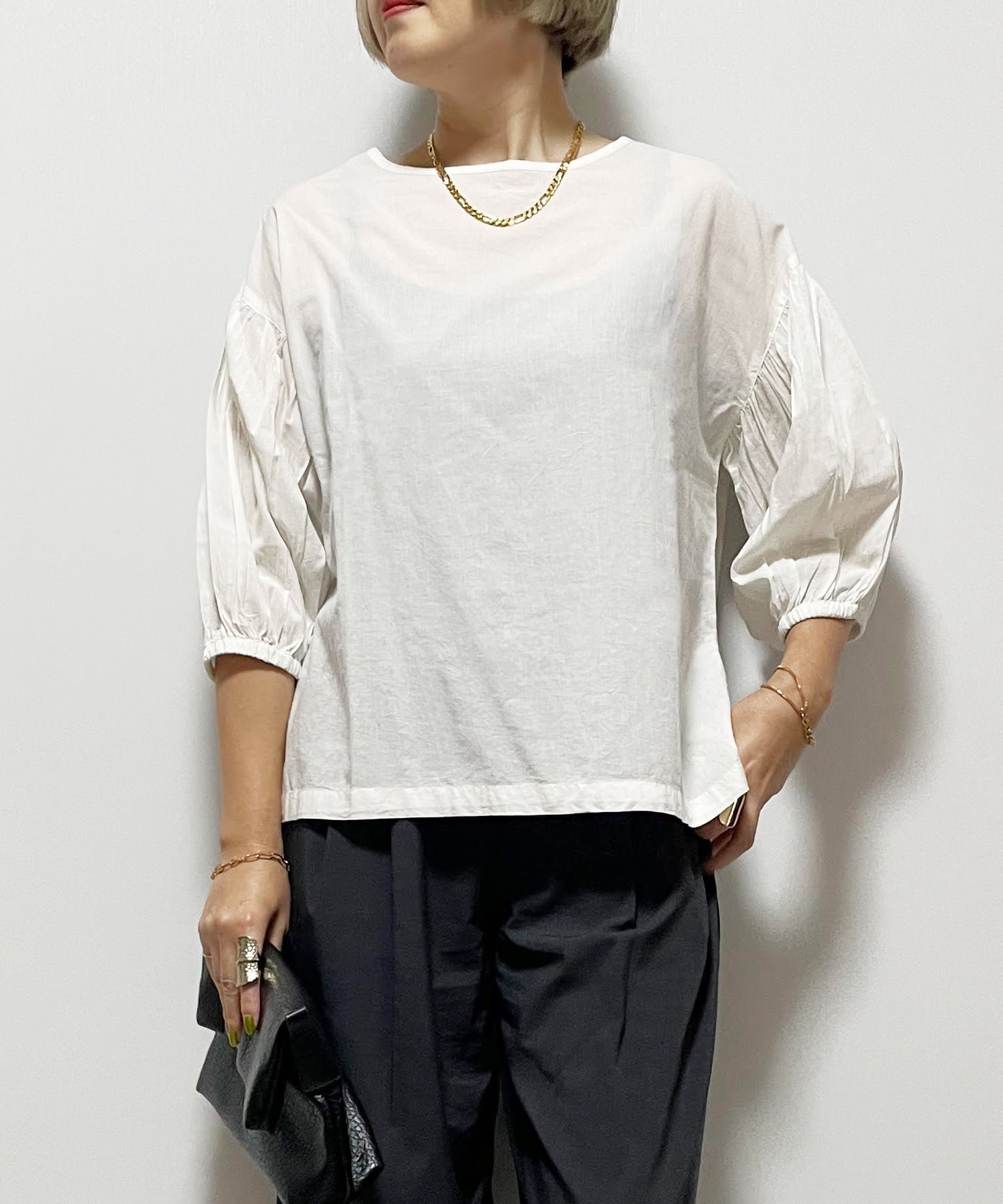 【リラクロ/relaclo】のmitis/コットンキャンブリック ボリューム袖プルオーバー インテリア・キッズ・メンズ・レディースファッション・服の通販 founy(ファニー) 　ファッション　Fashion　レディースファッション　Fashion for Women　トップス・カットソー　Cut & Sew Tops　カジュアルプルオーバー・ニットトップス　Pullovers & Knit Tops / Casual Pullovers　シンプル　Simple, Minimal　スカーフ　Scarf, Neckwear　スリーブ　Sleeve, Long Sleeve / Short Sleeve　ネックレス　Necklace, Pendant Necklace　フロント　Front, Front Design　ベーシック　Basic, Essential　ホワイト|ID: prp329100004666252 ipo3291000000033749937