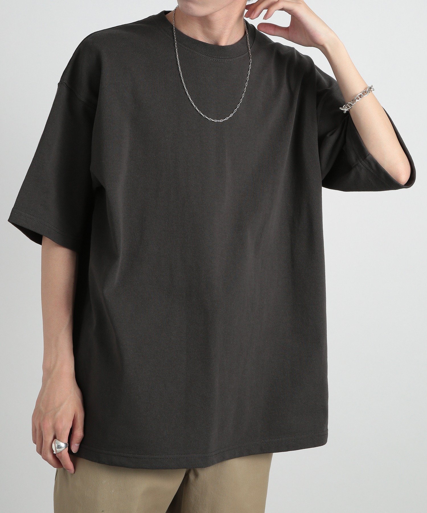 【セットアップセブン/SETUP7】のUnited Athle/9.1オンス マグナムウェイト ビッグシルエットTシャツ ギフト ユニセックス インテリア・キッズ・メンズ・レディースファッション・服の通販 founy(ファニー) 　ファッション　Fashion　レディースファッション　Fashion for Women　トップス・カットソー　Cut & Sew Tops　シャツ・ブラウス・オフィスカジュアル　Elegant Blouses & Button-Ups　ロングTシャツ・Tシャツ　Longline T-Shirts & Tees　アメリカン　American Style　アンダー　Underwear Essentials　カットソー　Cut and Sewn Top　クラシカル　Classical, Vintage-Inspired　スポーツ　Sports, Activewear　セットアップ　Set-Up, Coordinated Outfit　トレンド　Trend, Trending Now　ビッグ　Big, Oversized　無地　Plain, Solid Color　ラグジュアリー　Luxury, Elegant　ワーク　Workwear, Utility Style　再入荷　Restock / Back in Stock　送料無料　Free Shipping　ギフト プレゼント　Gift / Present　BLK2|ID: prp329100004666286 ipo3291000000033750069
