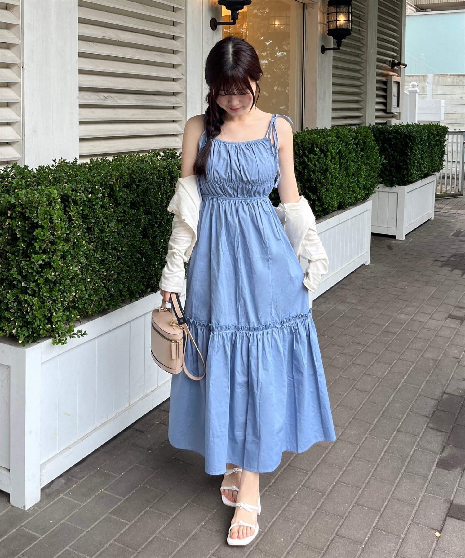 【クリア/clear】の肩リボンキャミワンピース インテリア・キッズ・メンズ・レディースファッション・服の通販 founy(ファニー) 　ファッション　Fashion　レディースファッション　Fashion for Women　ワンピース　Dresses　キャミソールワンピース　Camisole Dresses　おすすめ　Recommended / Our Picks　インナー　Innerwear　カーディガン　Cardigan, Knitwear　サンダル　Sandals, Summer Shoes　シンプル　Simple, Minimal　フリル　Frill, Ruffle　リボン　Ribbon, Bow　夏　Summer　BLGY|ID: prp329100004666530 ipo3291000000033750913