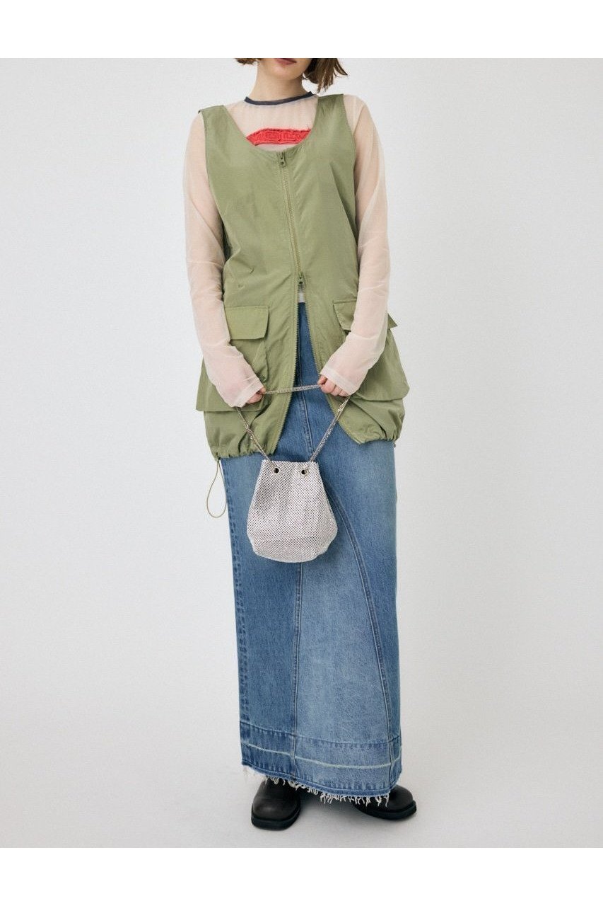 【マウジー/moussy】のNYLON ZIP VEST ドレス インテリア・キッズ・メンズ・レディースファッション・服の通販 founy(ファニー) 　ファッション　Fashion　レディースファッション　Fashion for Women　アウター　Coat / Outerwear Collection　トップス・カットソー　Cut & Sew Tops　ベスト&ジレ / 重ね着スタイル　Vests & Gilets　ワンピース　Dresses　フォーマル・パーティードレス・結婚式用ドレス　Elegant & Casual Dresses　ジップアップ　Zip-Up, Full Zip　ドレス　Dress, One-Piece　ベスト　Vest, Waistcoat　ポケット　Pocket, Pocket Detail　軽量　Lightweight, Ultra Light　L/KHA1|ID: prp329100004666552 ipo3291000000033750995