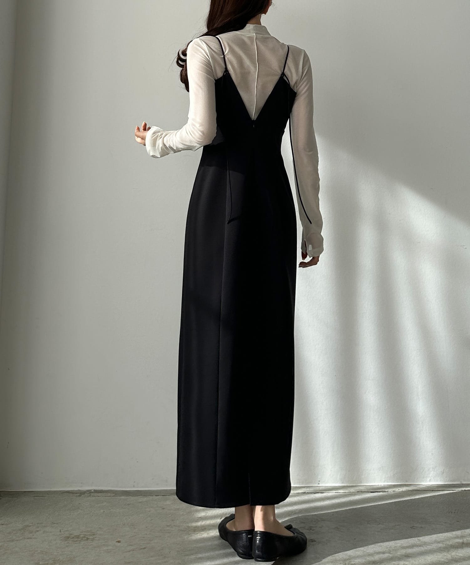 【ジュノア/JUNOAH】のLouere Iラインキャミワンピース インテリア・キッズ・メンズ・レディースファッション・服の通販 founy(ファニー) 　ファッション　Fashion　レディースファッション　Fashion for Women　ワンピース　Dresses　キャミソールワンピース　Camisole Dresses　ブラック|ID: prp329100004666651 ipo3291000000034633549