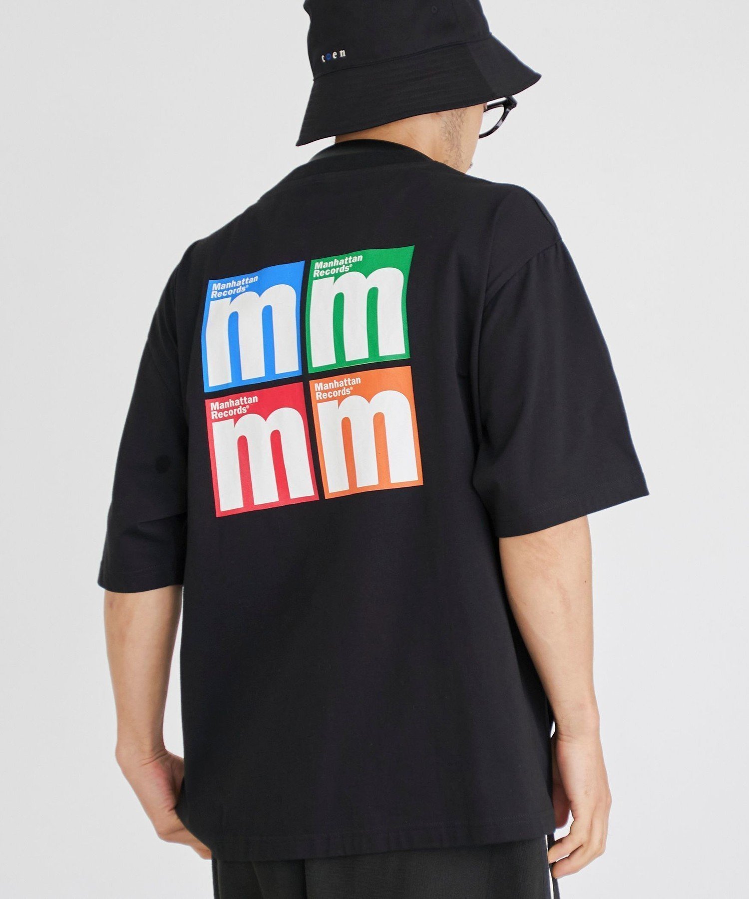 【コーエン/COEN】のManhattan Records(マンハッタンレコード)別注ショートスリーブTシャツ 人気、トレンドファッション・服の通販 founy(ファニー) 　ファッション　Fashion　レディースファッション　Fashion for Women　トップス・カットソー　Cut & Sew Tops　シャツ・ブラウス・オフィスカジュアル　Elegant Blouses & Button-Ups　ロングTシャツ・Tシャツ　Longline T-Shirts & Tees　キャップ&ハット　Hats & Caps　ウォレット　Wallet　グラフィック　Graphic, Graphic Design　ショート　Short, Short Length　シンプル　Simple, Minimal　スペシャル　Special, Limited Edition　スリーブ　Sleeve, Long Sleeve / Short Sleeve　フロント　Front, Front Design　プリント　Print, Printed Pattern　ポーチ　Pouch, Small Case　別注　Limited Edition, Custom Order　半袖　Short Sleeve, Half Sleeve　ロング　Long, Long-Length　 other-1|ID: prp329100004666692 ipo3291000000034339278