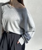 【ゼヴォン/Thevon】のボートネック刺繍ロゴプルオーバー 人気、トレンドファッション・服の通販 founy(ファニー) ファッション Fashion レディースファッション Fashion for Women トップス・カットソー Cut & Sew Tops カジュアルプルオーバー・ニットトップス Pullovers & Knit Tops / Casual Pullovers 2025年 2025 2025-2026秋冬・A/W Autumn/Winter 2025–26 AW25–26 スウェット / スエット Sweatshirt, Sweatwear スラックス Slacks, Dress Pants デニム Denim, Jeans Material ワンショル One Shoulder, Asymmetrical ワンポイント One Point, Statement Accent 秋 Autumn thumbnail グレー|ID: prp329100004667777 ipo3291000000033801020