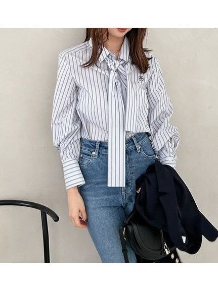 【スナイデル/SNIDEL】のボウタイシャツ インテリア・キッズ・メンズ・レディースファッション・服の通販 founy(ファニー) 　ファッション　Fashion　レディースファッション　Fashion for Women　トップス・カットソー　Cut & Sew Tops　シャツ・ブラウス・オフィスカジュアル　Elegant Blouses & Button-Ups　インディゴ　Indigo Denim　ウェーブ　Wavy Pattern　コンパクト　Compact, Small Size　シンプル　Simple, Minimal　ストライプ　Stripe, Striped Pattern　ストレート　Straight, Straight Cut　デニム　Denim, Jeans Material　無地　Plain, Solid Color　おすすめ　Recommended / Our Picks　SAX[083]|ID: prp329100004668349 ipo3291000000033757939