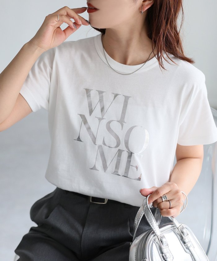 【リベリー/Riberry】のWINSOMEプリントレタリングTシャツ/綿100% インテリア・キッズ・メンズ・レディースファッション・服の通販 founy(ファニー) https://founy.com/ ファッション Fashion レディースファッション Fashion for Women トップス・カットソー Cut & Sew Tops シャツ・ブラウス・オフィスカジュアル Elegant Blouses & Button-Ups ロングTシャツ・Tシャツ Longline T-Shirts & Tees インナー Innerwear 春 Spring コンパクト Compact, Small Size シューズ Shoes, Footwear シンプル Simple, Minimal デニム Denim, Jeans Material 定番 Standard, Basic Item バレエ Ballet, Ballet Style フェミニン Feminine, Girly フロント Front, Front Design プリント Print, Printed Pattern 半袖 Short Sleeve, Half Sleeve S/S・春夏 SS, Spring/Summer, Warm Season おすすめ Recommended / Our Picks 夏 Summer エレガント 上品 Elegant |ID: prp329100004668407 ipo3291000000033835291