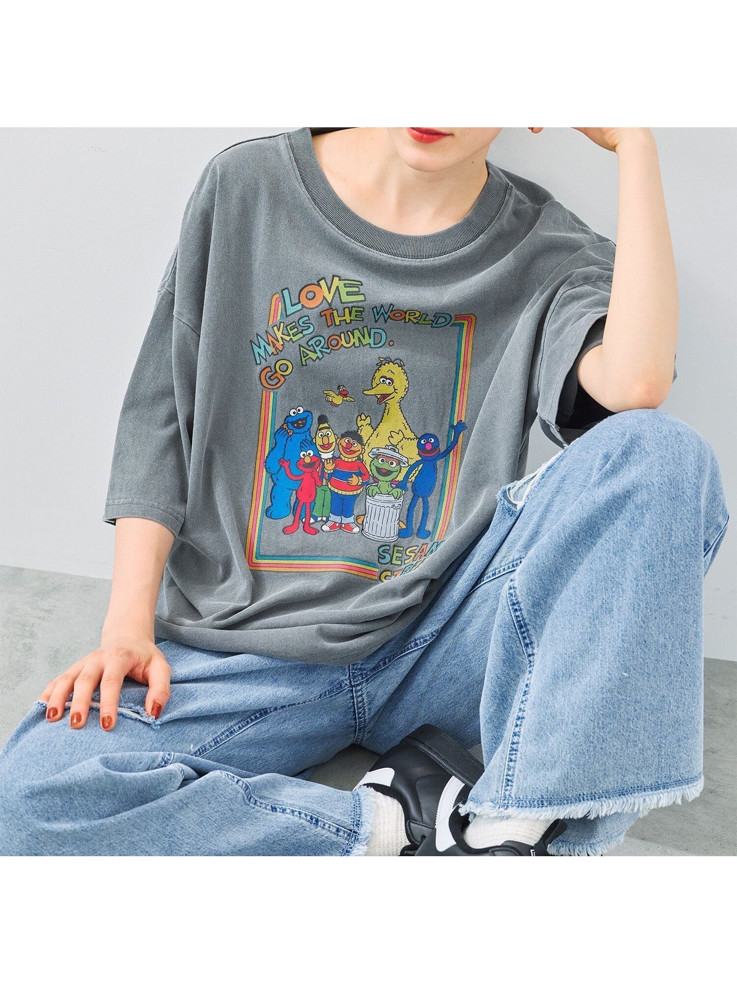 【サマンサモスモス/Samansa Mos2】の【SESAME STREET meets SM2】プリントアソートTシャツ インテリア・キッズ・メンズ・レディースファッション・服の通販 founy(ファニー) 　ファッション　Fashion　レディースファッション　Fashion for Women　トップス・カットソー　Cut & Sew Tops　シャツ・ブラウス・オフィスカジュアル　Elegant Blouses & Button-Ups　ロングTシャツ・Tシャツ　Longline T-Shirts & Tees　グレー|ID: prp329100004671826 ipo3291000000033771575