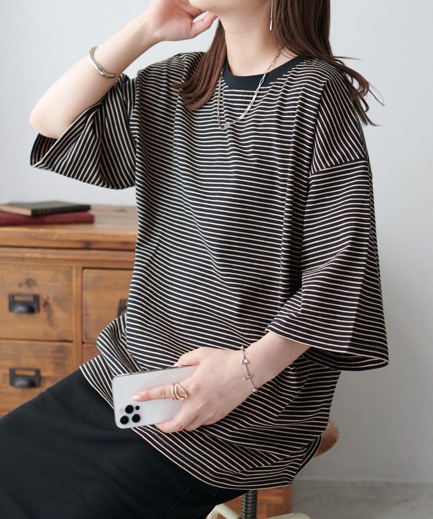 【ディスコート/Discoat】の【WEB限定】ボーダービッグ半袖Tシャツ インテリア・キッズ・メンズ・レディースファッション・服の通販 founy(ファニー) 　ファッション　Fashion　レディースファッション　Fashion for Women　トップス・カットソー　Cut & Sew Tops　シャツ・ブラウス・オフィスカジュアル　Elegant Blouses & Button-Ups　ロングTシャツ・Tシャツ　Longline T-Shirts & Tees　インナー　Innerwear　ビッグ　Big, Oversized　ボーダー　Border, Stripe　ロング　Long, Long-Length　エレガント 上品　Elegant　半袖　Short Sleeve, Half Sleeve　ブラックその他1|ID: prp329100004671881 ipo3291000000033771672