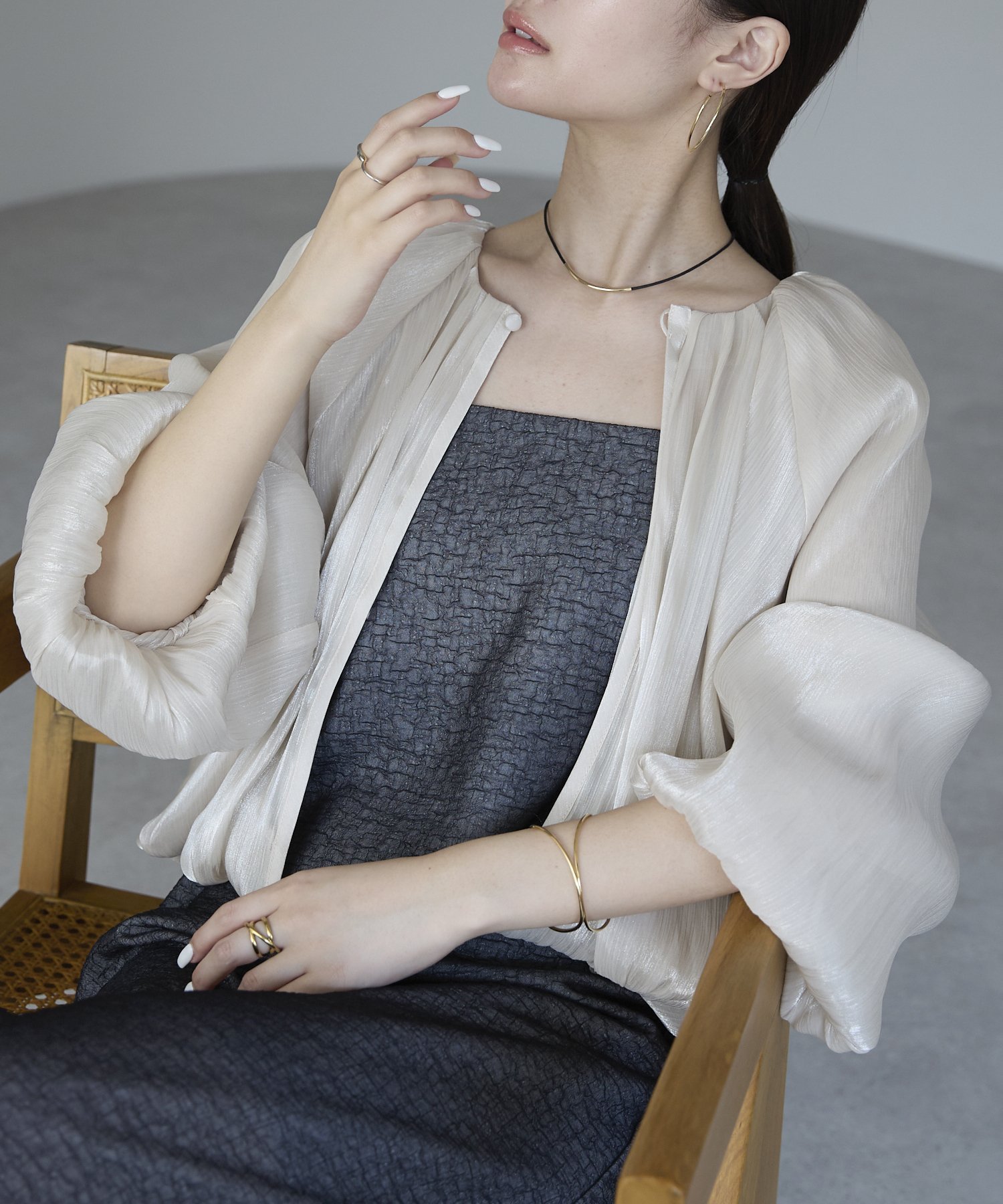 【プレフェリール/PREFERIR】のラメ楊柳バルーンスリーブボレロ インテリア・キッズ・メンズ・レディースファッション・服の通販 founy(ファニー) 　ファッション　Fashion　レディースファッション　Fashion for Women　アウター　Coat / Outerwear Collection　ボレロ・ショート丈ジャケット / ドレス羽織りに　Boleros & Short Jackets　スリーブ　Sleeve, Long Sleeve / Short Sleeve　テクスチャー　Texture, Textured Fabric　フェミニン　Feminine, Girly　ベージュ|ID: prp329100004672020 ipo3291000000033772076