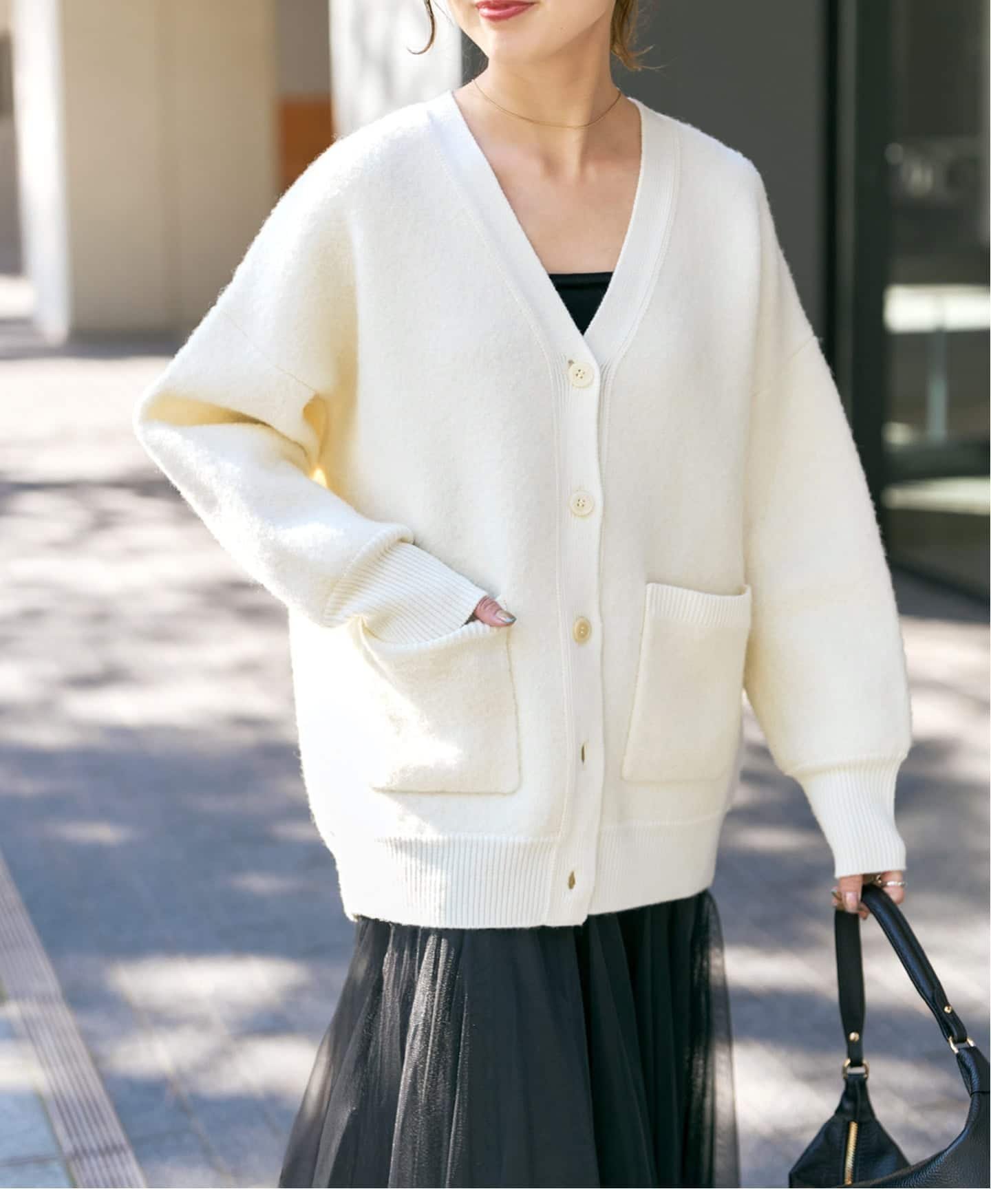 【スピック&スパン/Spick & Span】の《追加》ブークレダブルフェイスカーディガン インテリア・キッズ・メンズ・レディースファッション・服の通販 founy(ファニー) 　ファッション　Fashion　レディースファッション　Fashion for Women　トップス・カットソー　Cut & Sew Tops　カーディガン・羽織り　Layered Style Cardigans　カーディガン　Cardigan, Knitwear　再入荷　Restock / Back in Stock　ホワイト|ID: prp329100004672084 ipo3291000000034787594