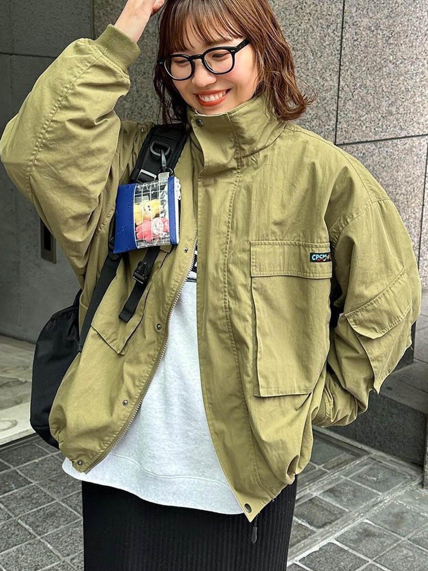 【シーピーシーエム/CPCM】のボリュームショートマンパ インテリア・キッズ・メンズ・レディースファッション・服の通販 founy(ファニー) 　ファッション　Fashion　レディースファッション　Fashion for Women　パーカー　Hoodie, Parka　ビッグ　Big, Oversized　フロント　Front, Front Design　ポケット　Pocket, Pocket Detail　カーキ|ID: prp329100004672101 ipo3291000000033772456