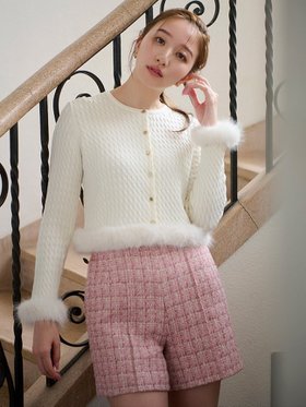 【セルフォード/CELFORD】の【限定カラーあり】シルクカシミア混ファートリムカーディガン 人気、トレンドファッション・服の通販 founy(ファニー) ファッション Fashion レディースファッション Fashion for Women トップス・カットソー Cut & Sew Tops カーディガン・羽織り Layered Style Cardigans カーディガン Cardigan, Knitwear シルク Silk, 100% Silk シンプル Simple, Minimal スマート Smart, Elegant フロント Front, Front Design メタル Metal, Metal Parts エレガント 上品 Elegant |ID:prp329100004672126