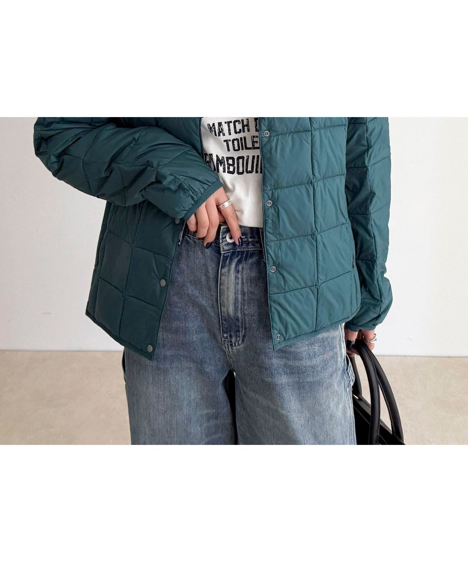 【フレディ&グロスター/FREDY&GLOSTER】の《別注》【TAION/タイオン】CREW NECK BUTTON DOWN JK ダウンジャケット インテリア・キッズ・メンズ・レディースファッション・服の通販 founy(ファニー) 　ファッション　Fashion　レディースファッション　Fashion for Women　アウター　Coat / Outerwear Collection　レディースジャケット・軽アウター　Jackets　アウトドア　Outdoor Clothing　インナー　Innerwear　ジャケット　Jacket, Outerwear　ダウン　Down, Puffer　人気　Popular, Best Seller　ポケット　Pocket, Pocket Detail　別注　Limited Edition, Custom Order　おすすめ　Recommended / Our Picks　旅行　Travel　ビジネス 仕事 通勤　Business / Work / Commuting　2025年　2025　2025-2026秋冬・A/W　Autumn/Winter 2025–26 AW25–26　グリーン|ID: prp329100004672225 ipo3291000000033996871