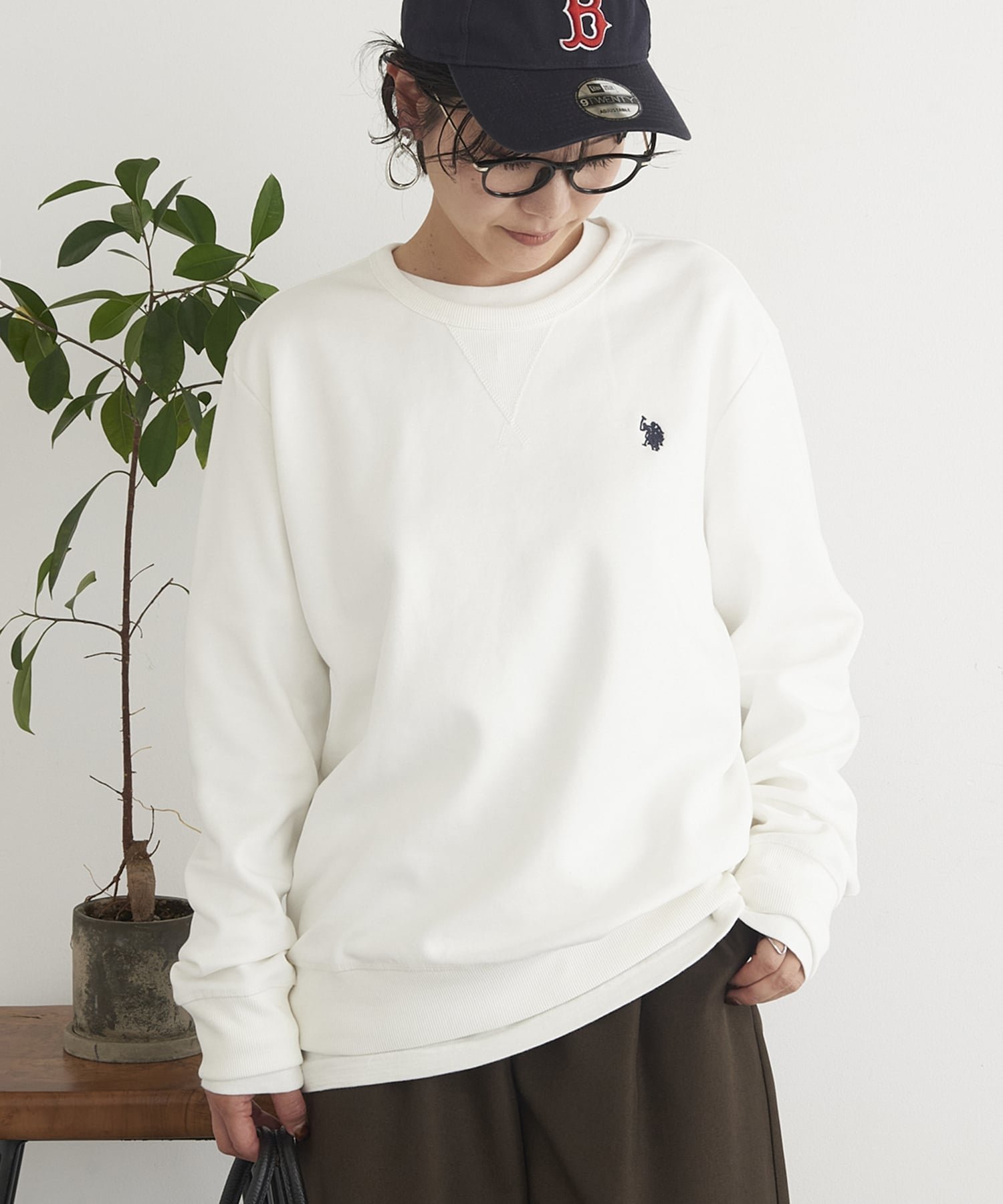 【セットアップセブン/SETUP7】のU.S. POLO ASSN./ワンポイントロゴ ダブルフェイススウェット 3本針STトレーナー インテリア・キッズ・メンズ・レディースファッション・服の通販 founy(ファニー) 　ファッション　Fashion　レディースファッション　Fashion for Women　トップス・カットソー　Cut & Sew Tops　レディースパーカー・カジュアルフーディー　Casual Hoodies & Sweatshirts　スウェット・クルーネックトップス　Sweatshirts & Crewnecks / Relaxed Fit Sweat Tops　イタリア　Italy　インナー　Innerwear　厚底　Platform Shoes　腕時計　Wristwatch　カーゴパンツ　Cargo Pants, Utility Pants　キャップ　Cap, Baseball Cap　クラシカル　Classical, Vintage-Inspired　コレクション　Collection, Seasonal Line　シンプル　Simple, Minimal　ジャケット　Jacket, Outerwear　ストレッチ　Stretch, Stretchy Fabric　スニーカー　Sneakers, Trainers　スポーツ　Sports, Activewear　セットアップ　Set-Up, Coordinated Outfit　デニム　Denim, Jeans Material　トレンド　Trend, Trending Now　トレーナー　Sweatshirt, Trainer　フラット　Flat, Flat Shoes　メンズ　Men's, Menswear　モダン　Modern, Contemporary　リラックス　Relax, Relaxed Fit　ワンポイント　One Point, Statement Accent　おすすめ　Recommended / Our Picks　エレガント 上品　Elegant　スマホショルダーバッグ　Smartphone Shoulder Bag　WHT|ID: prp329100004672330 ipo3291000000034077069