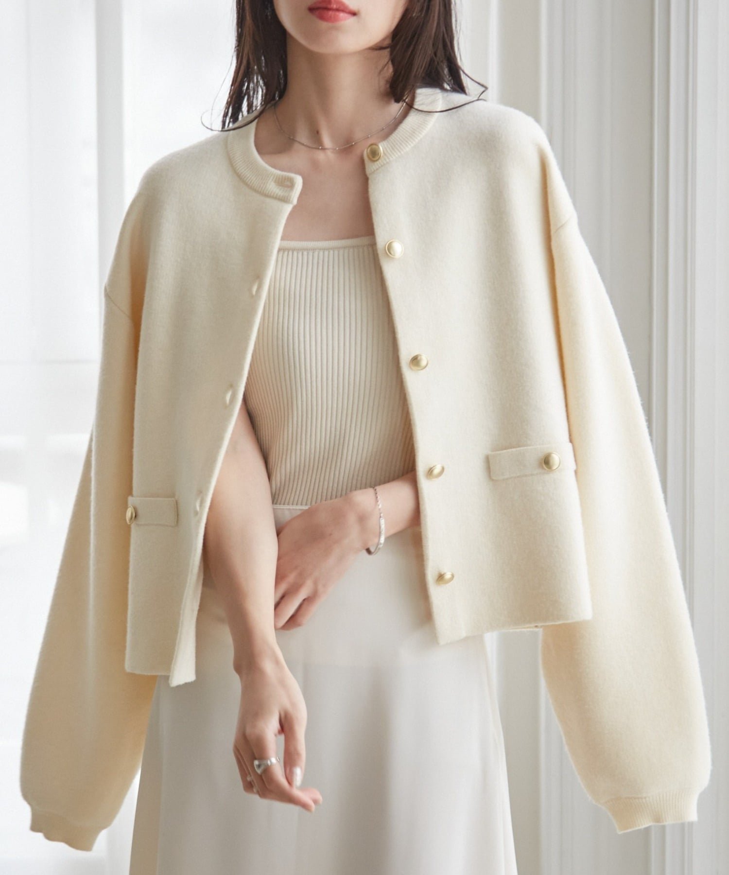 【ラナン/Ranan】のRanan/MTゴールド調ボタンニットカーデ インテリア・キッズ・メンズ・レディースファッション・服の通販 founy(ファニー) ファッション Fashion レディースファッション Fashion for Women トップス・カットソー Cut & Sew Tops ニット Knit Tops & Sweaters 洗える Machine Washable カーディガン Cardigan, Knitwear コンパクト Compact, Small Size シンプル Simple, Minimal ジャケット Jacket, Outerwear スラックス Slacks, Dress Pants デニム Denim, Jeans Material なめらか Smooth, Silky Texture ボトム Bottoms, Lower Wear ポケット Pocket, Pocket Detail リブニット Rib Knit, Ribbed Knit おすすめ Recommended / Our Picks エレガント 上品 Elegant ビジネス 仕事 通勤 Business / Work / Commuting 2025年 2025 2025-2026秋冬・A/W Autumn/Winter 2025–26 AW25–26 アイボリー|ID: prp329100004672393 ipo3291000000036071129