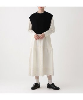 【アフタヌーンティー リビング/Afternoon Tea LIVING】のニットベスト スカラップ刺繍ワンピースセット 人気、トレンドファッション・服の通販 founy(ファニー) ファッション Fashion レディースファッション Fashion for Women アウター Coat / Outerwear Collection ショート Short, Short Length スカラップ Scallop, Scalloped Edge スニーカー Sneakers, Trainers ダウン Down, Puffer バランス Balance, Style Balance ベスト Vest, Waistcoat ポケット Pocket, Pocket Detail エレガント 上品 Elegant |ID:prp329100004672401