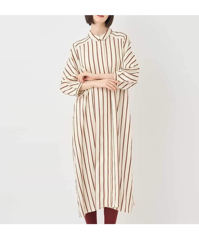 【ヒロコビス/HIROKO BIS】のストライプシャツワンピース インテリア・キッズ・メンズ・レディースファッション・服の通販 founy(ファニー) https://founy.com/ ファッション Fashion レディースファッション Fashion for Women ワンピース Dresses シャツワンピース / 1枚で着映えコーデ Shirt Dresses おすすめ Recommended / Our Picks カーディガン Cardigan, Knitwear コンパクト Compact, Small Size シンプル Simple, Minimal ストライプ Stripe, Striped Pattern ストレート Straight, Straight Cut フロント Front, Front Design ブルゾン Blouson, Bomber Jacket ラウンド Round, Round Neck エレガント 上品 Elegant 秋 Autumn 羽織 Haori, Light Jacket |ID: prp329100004672426 ipo3291000000033773709