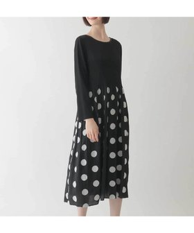 【ヒロコビス/HIROKO BIS】のドット柄カットジャカードワンピース 人気、トレンドファッション・服の通販 founy(ファニー) ファッション Fashion レディースファッション Fashion for Women ワンピース Dresses おすすめ Recommended / Our Picks シャーリング Shirring, Ruched ジャカード／ジャガード Jacquard, Woven Pattern ドット Polka Dot, Dot Pattern バランス Balance, Style Balance フィット Fit, Slim Fit |ID:prp329100004672428