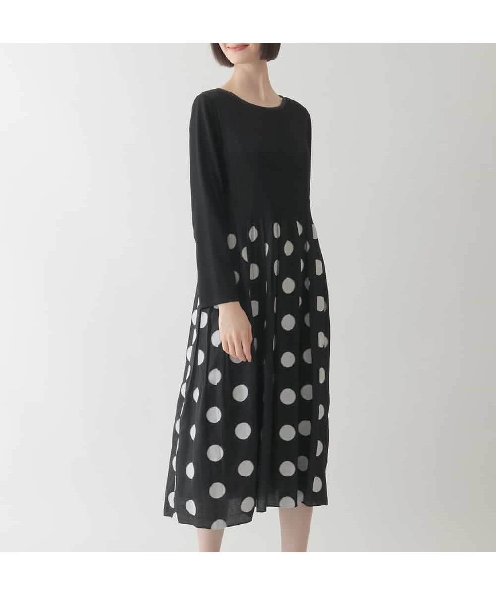 【ヒロコビス/HIROKO BIS】のドット柄カットジャカードワンピース 人気、トレンドファッション・服の通販 founy(ファニー) 　ファッション　Fashion　レディースファッション　Fashion for Women　ワンピース　Dresses　おすすめ　Recommended / Our Picks　シャーリング　Shirring, Ruched　ジャカード／ジャガード　Jacquard, Woven Pattern　ドット　Polka Dot, Dot Pattern　バランス　Balance, Style Balance　フィット　Fit, Slim Fit　 other-1|ID: prp329100004672428 ipo3291000000033773718