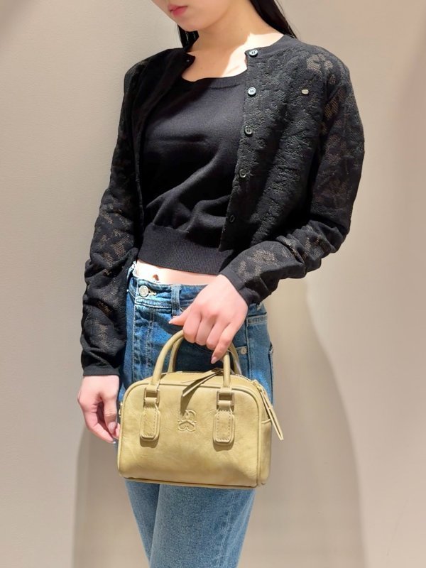 【スナイデル/SNIDEL】のニットレースアンサンブル インテリア・キッズ・メンズ・レディースファッション・服の通販 founy(ファニー) 　ファッション　Fashion　レディースファッション　Fashion for Women　トップス・カットソー　Cut & Sew Tops　ニット　Knit Tops & Sweaters　アンサンブルニット　Knit Ensembles & Twin Sets　アンサンブル　Ensemble Set　カーディガン　Cardigan, Knitwear　コンパクト　Compact, Small Size　シンプル　Simple, Minimal　スクエア　Square, Square Shape　バランス　Balance, Style Balance　ボトム　Bottoms, Lower Wear　ポケット　Pocket, Pocket Detail　レース　Lace, Lace Fabric　エレガント 上品　Elegant　BLK[009]|ID: prp329100004672525 ipo3291000000033774057
