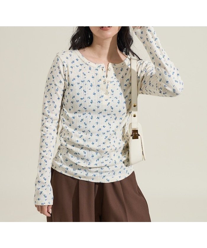 【フリークスストア/FREAK'S STORE】の花柄針抜き フライスヘンリーロンT 25AW インテリア・キッズ・メンズ・レディースファッション・服の通販 founy(ファニー) 　ファッション　Fashion　レディースファッション　Fashion for Women　トップス・カットソー　Cut & Sew Tops　ロングTシャツ・Tシャツ　Longline T-Shirts & Tees　花柄・フラワープリント・モチーフ　Floral Prints & Motifs / Flower Pattern Tops　2025年　2025　2025-2026秋冬・A/W　Autumn/Winter 2025–26 AW25–26　冬　Winter / This Winter　インナー　Innerwear　デニム　Denim, Jeans Material　定番　Standard, Basic Item　A/W・秋冬　Autumn/Winter　オフホワイト|ID: prp329100004672663 ipo3291000000035193791